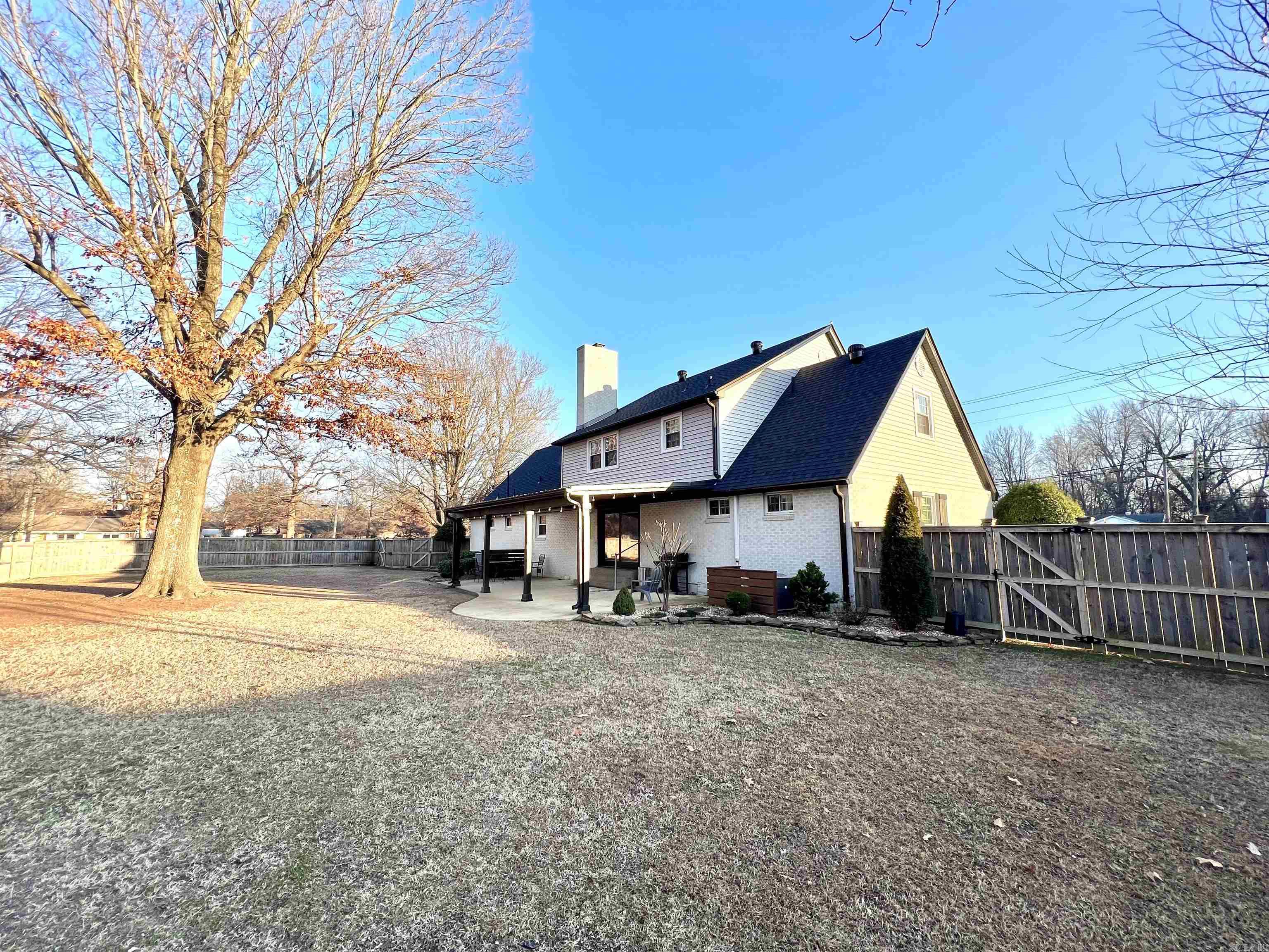 865 W North  Piggott, AR