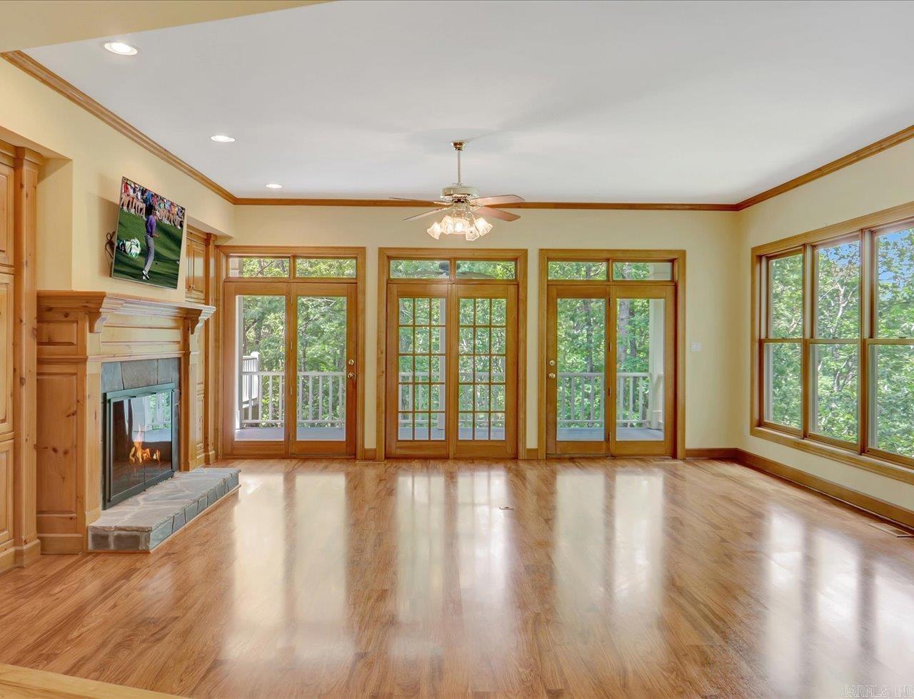 126  Lakeside  Hot Springs, AR