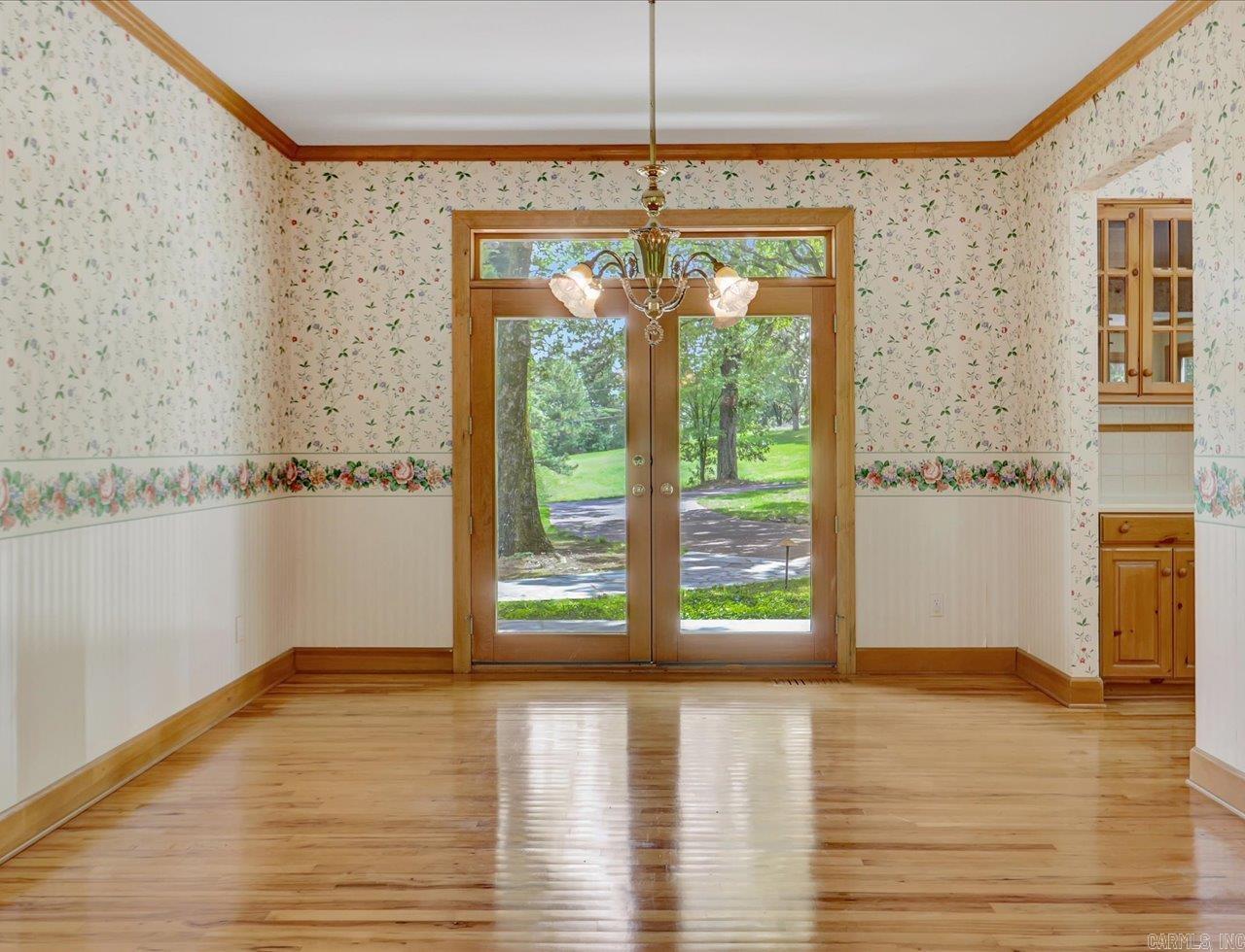 126  Lakeside  Hot Springs, AR