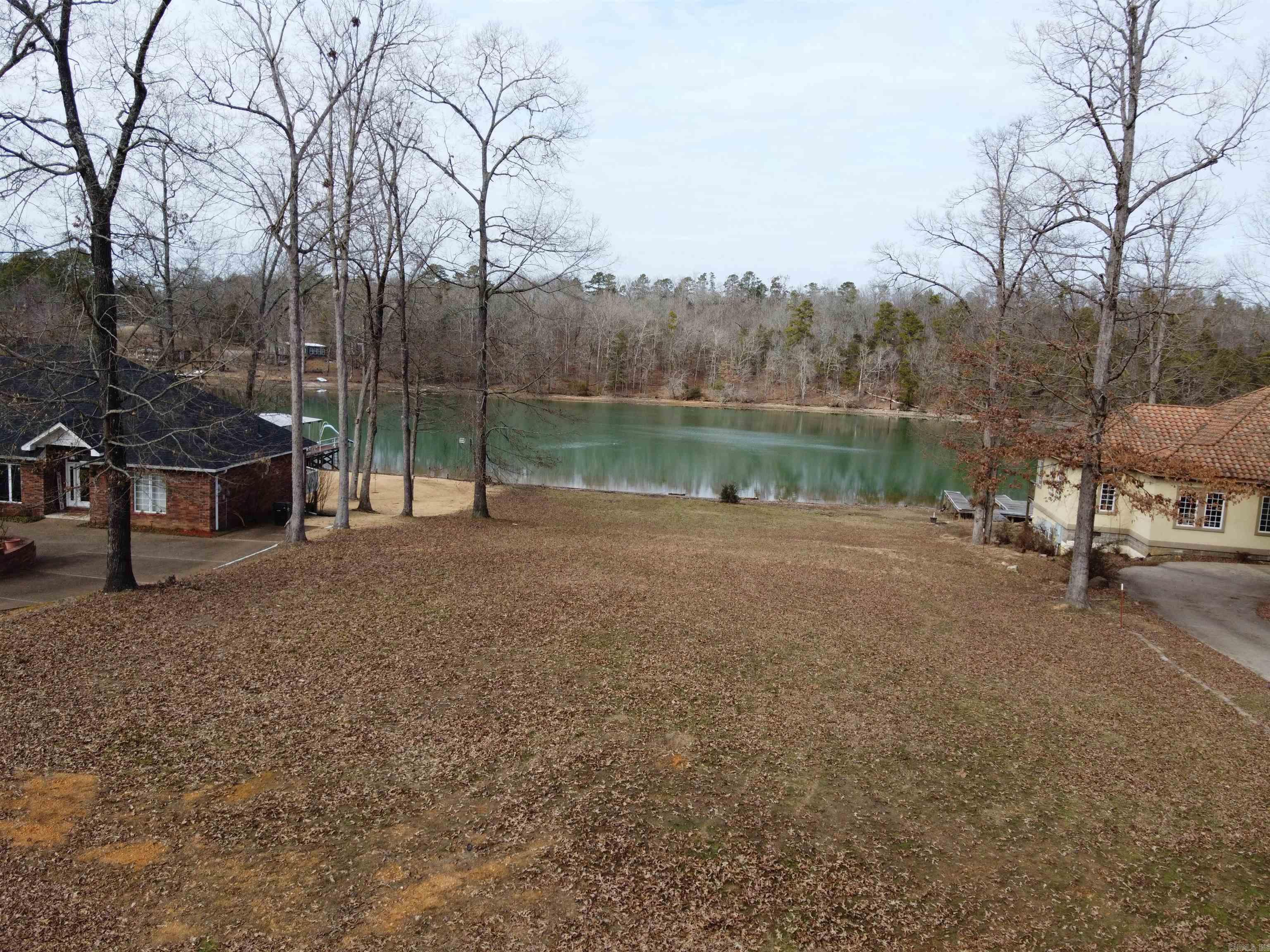 000  Lake Forest Shores  Hot Springs, AR