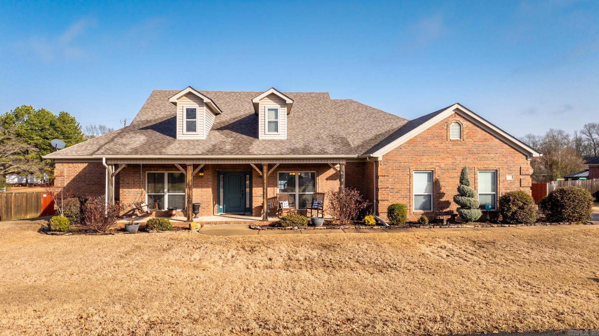 408  Oakwood  Perryville, AR