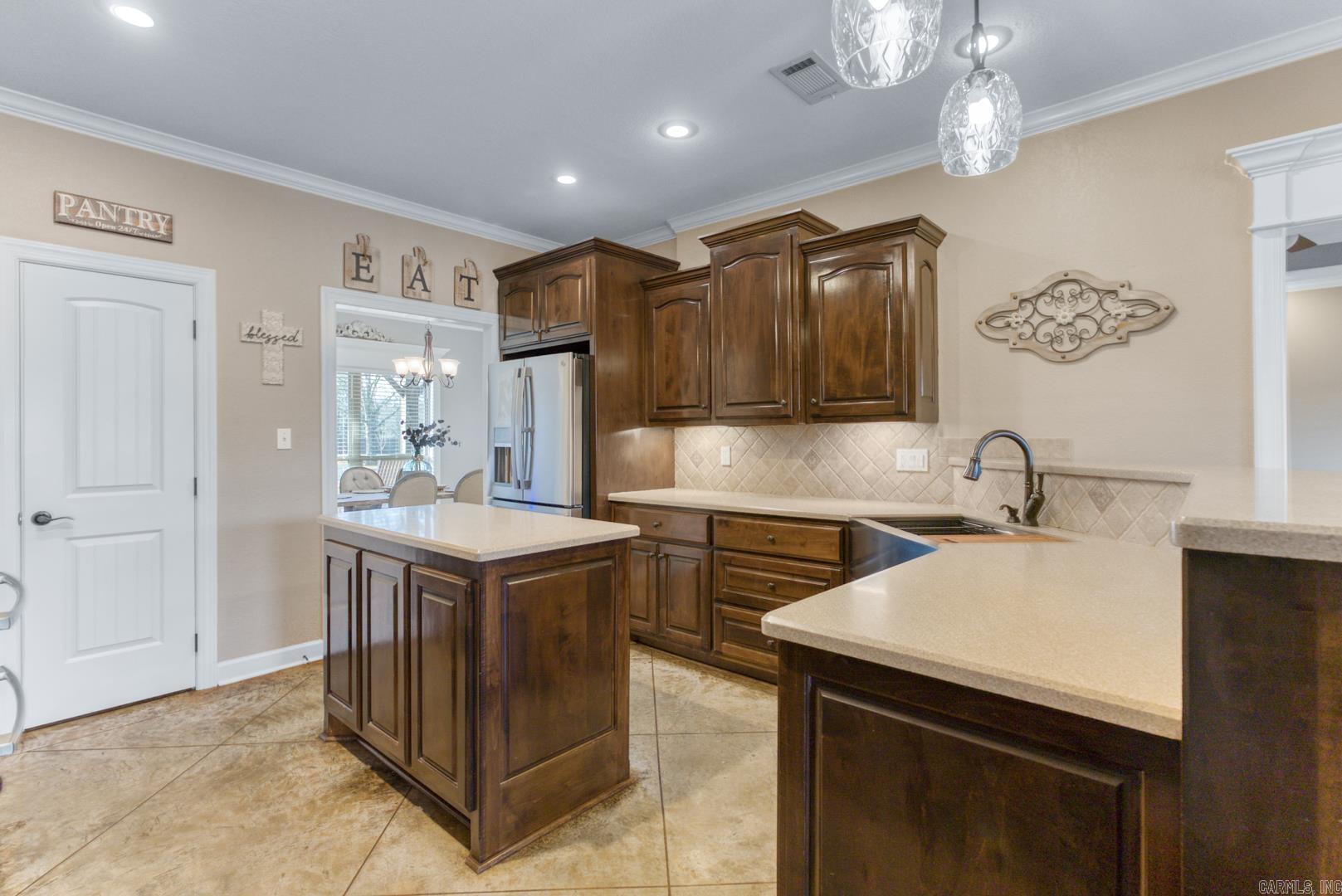 408  Oakwood  Perryville, AR