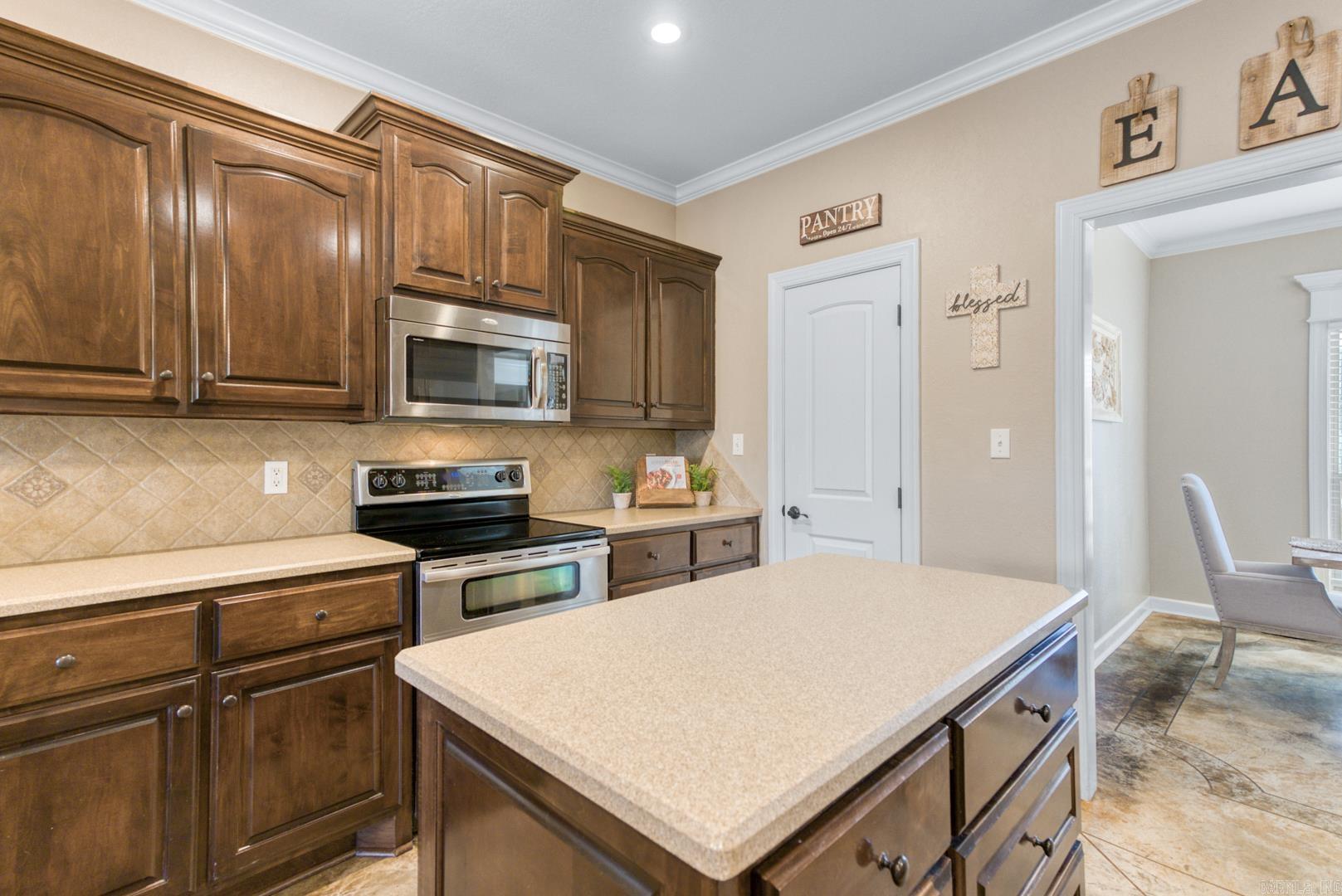 408  Oakwood  Perryville, AR