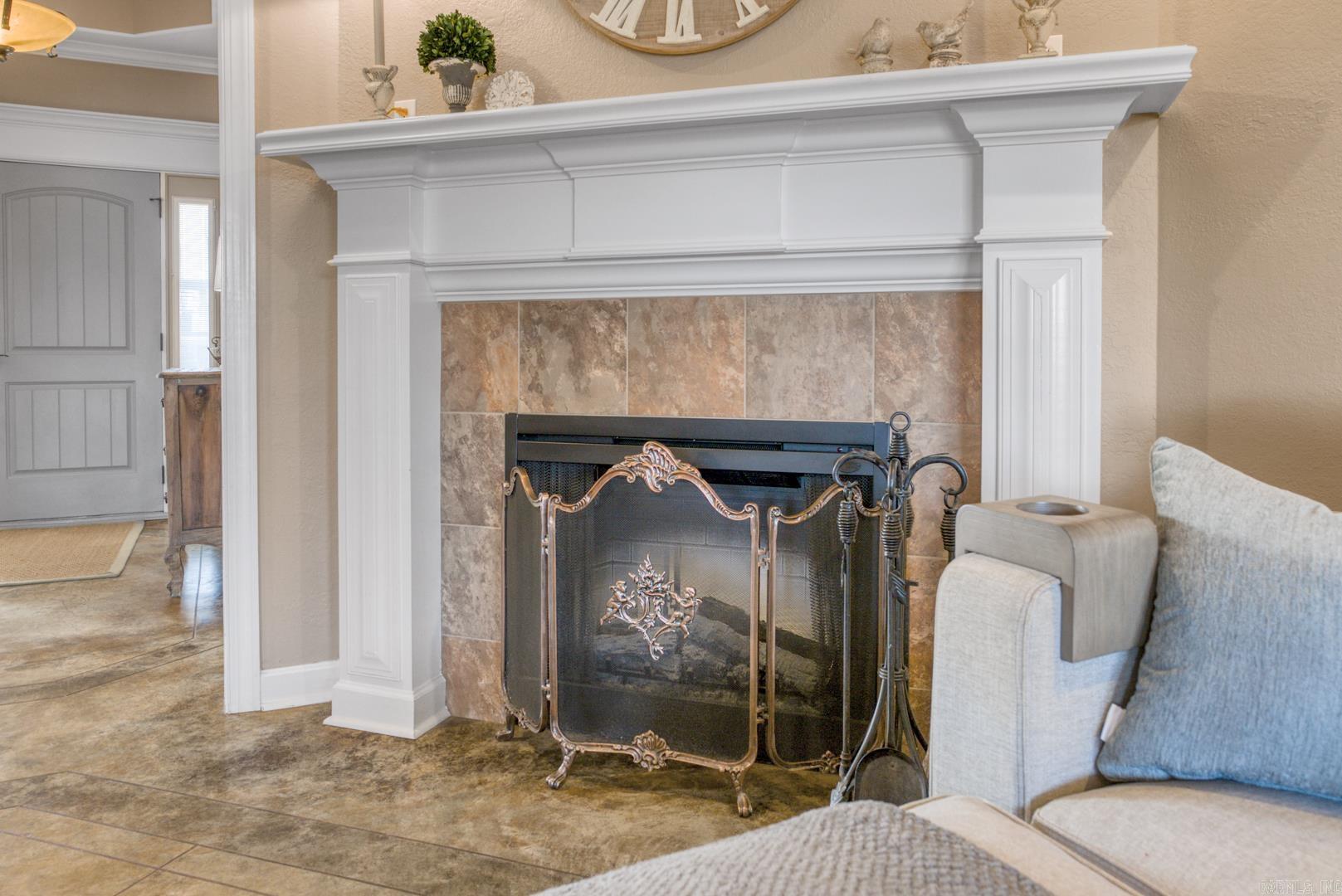 408  Oakwood  Perryville, AR