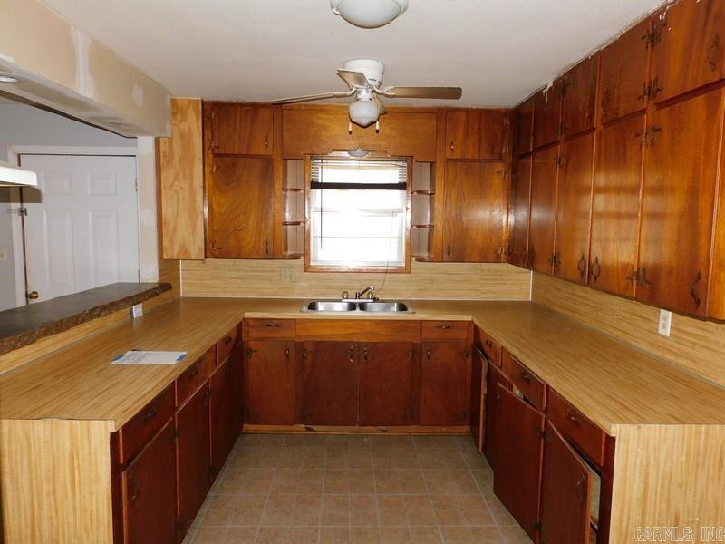 404 W COLLINS  Mineral Sprs., AR