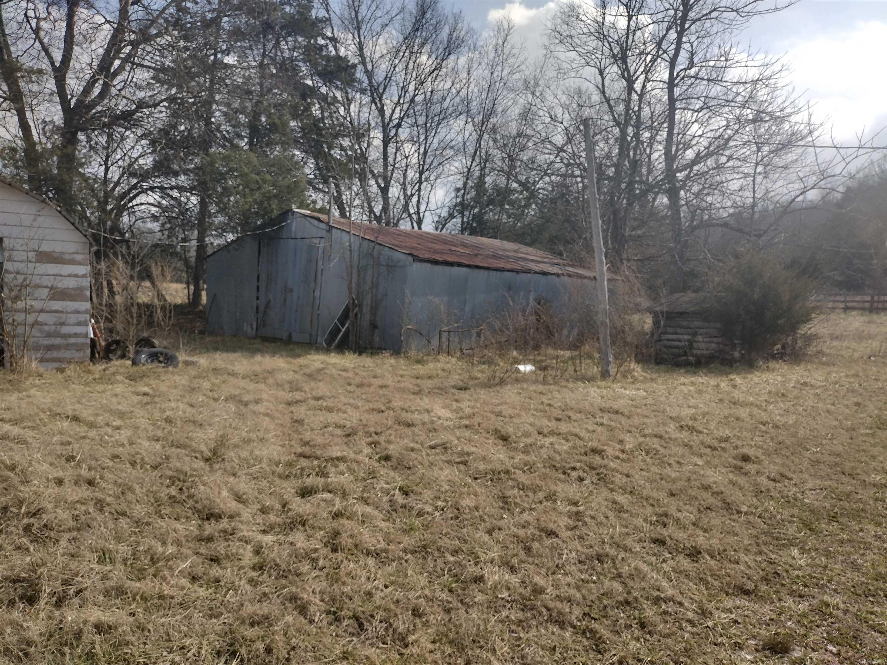 1301  HWY 5  Mountain View, AR