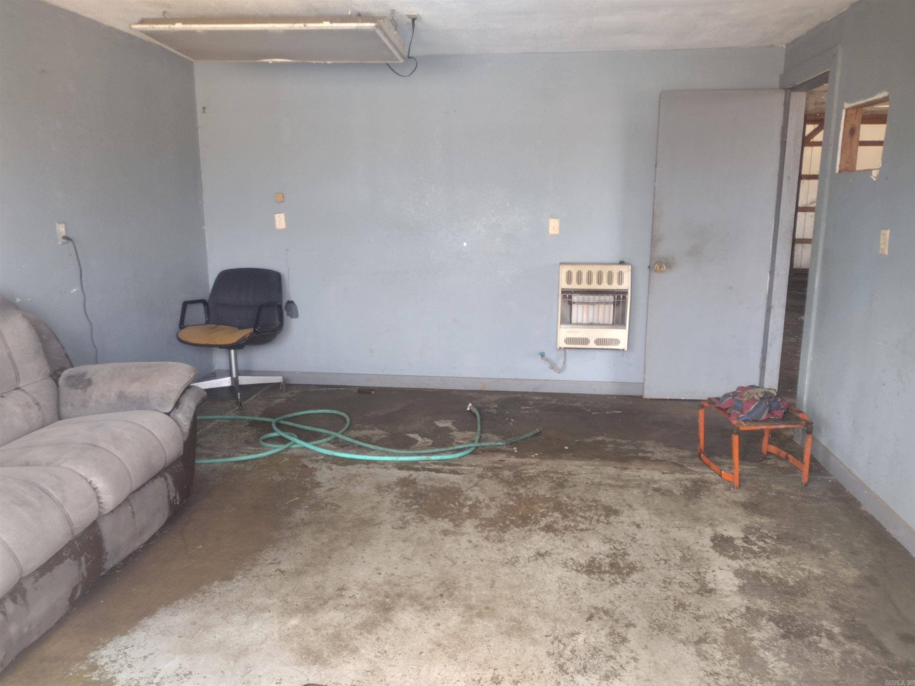 1301  HWY 5  Mountain View, AR