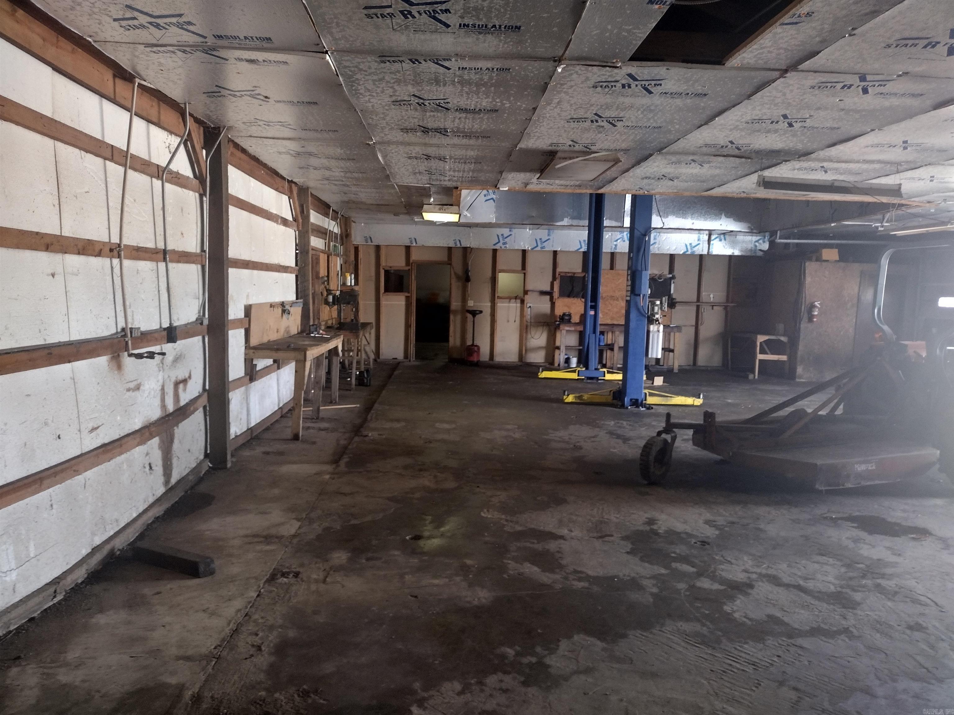 1301  HWY 5  Mountain View, AR