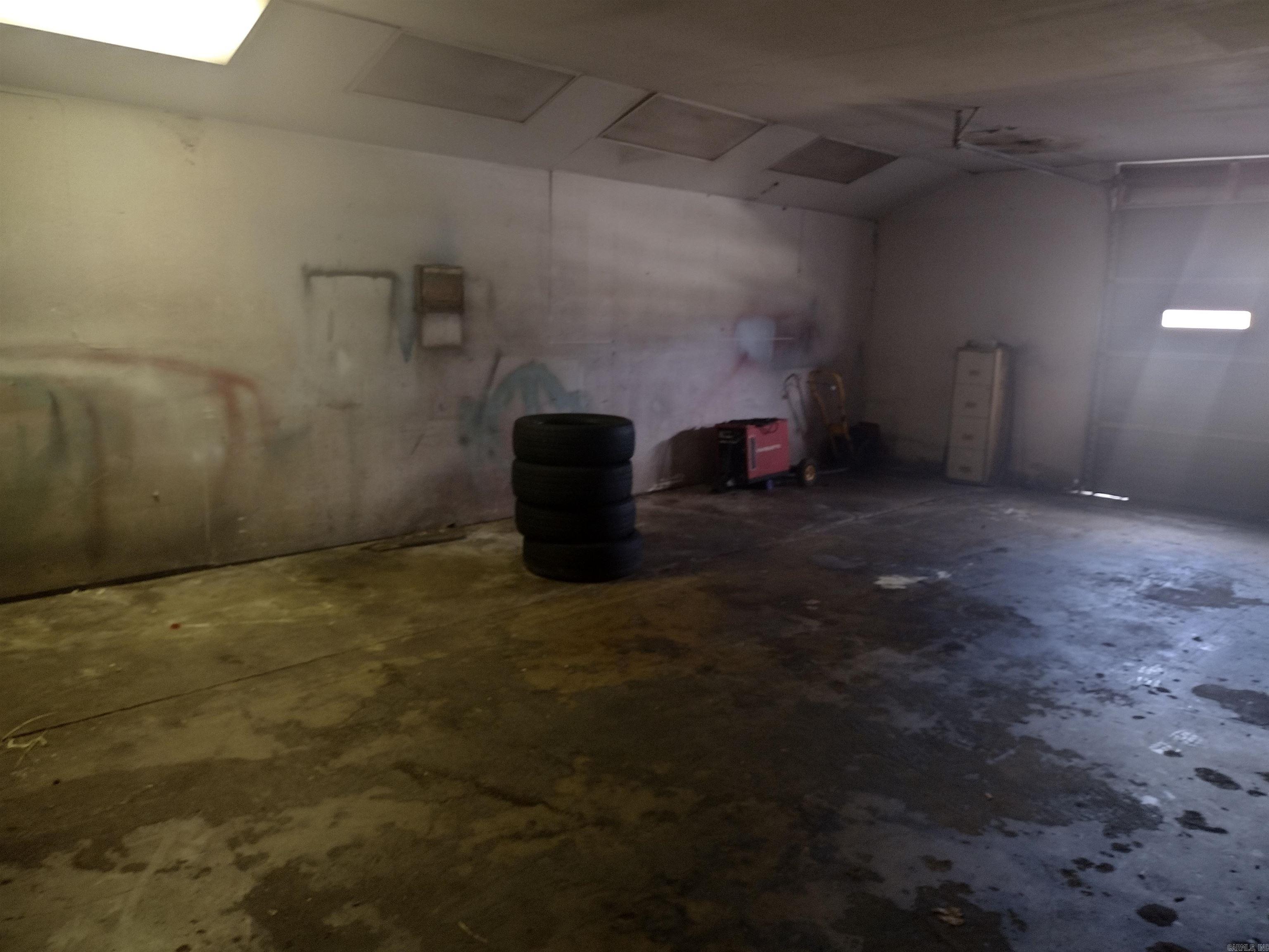 1301  HWY 5  Mountain View, AR