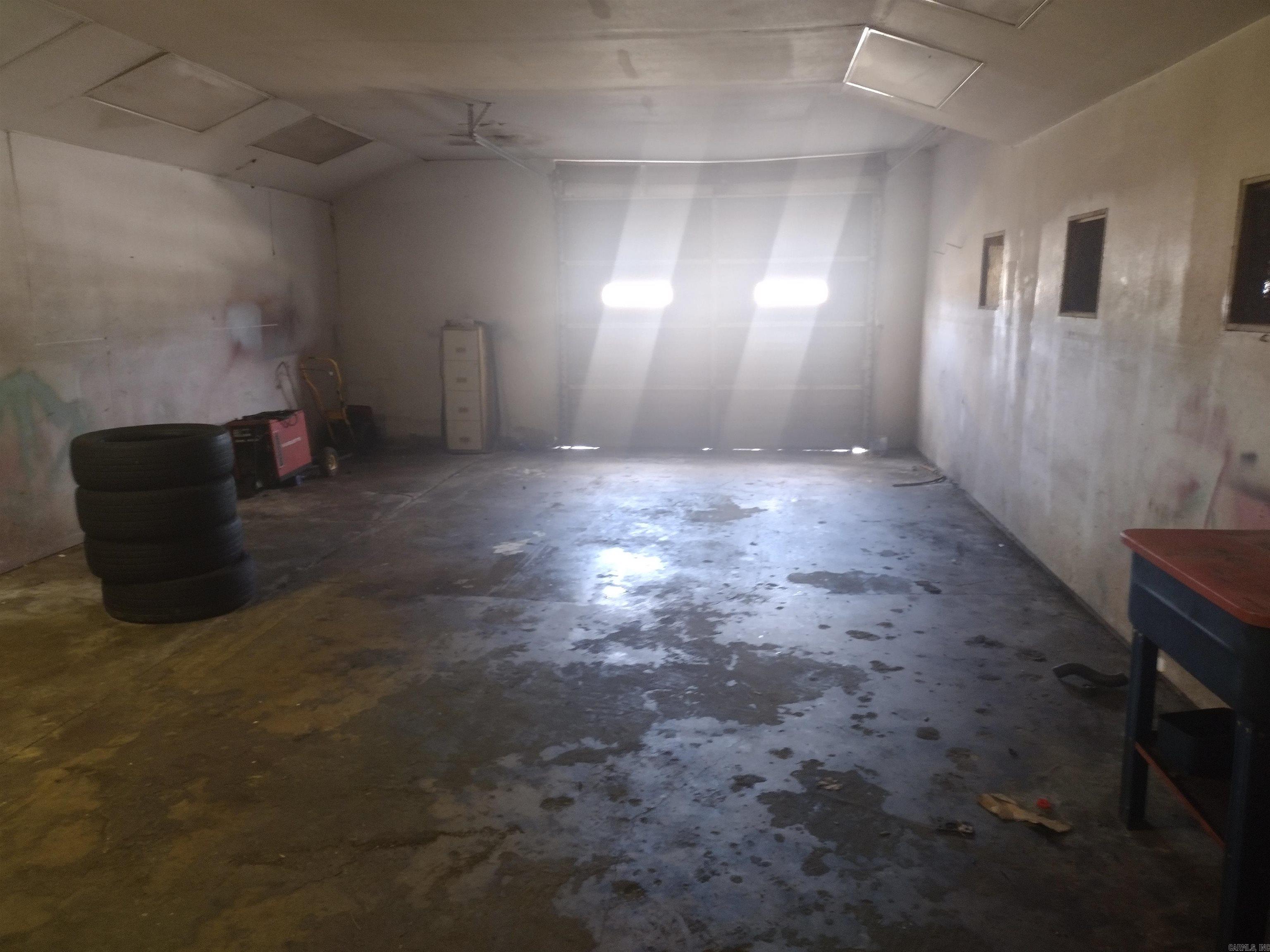1301  HWY 5  Mountain View, AR