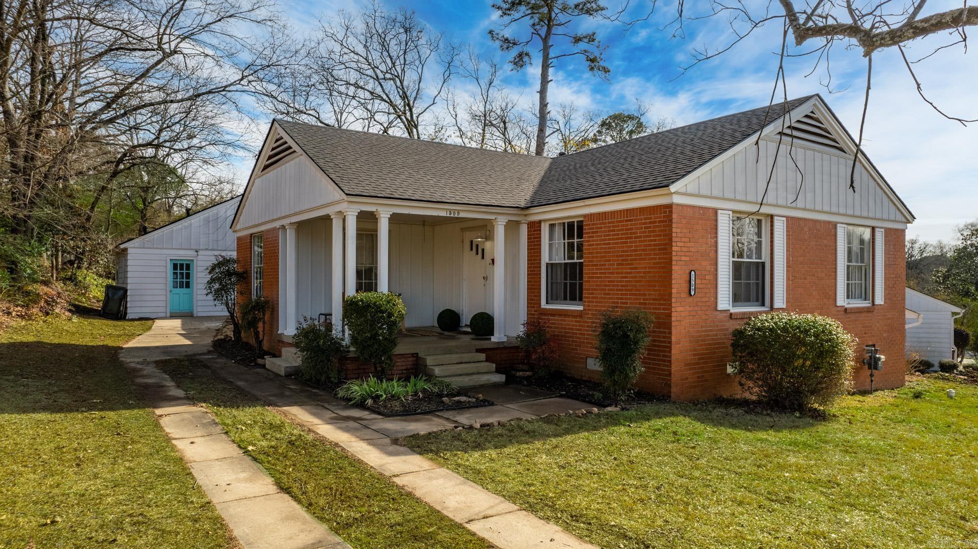 1509  Pine Valley  Little Rock, AR