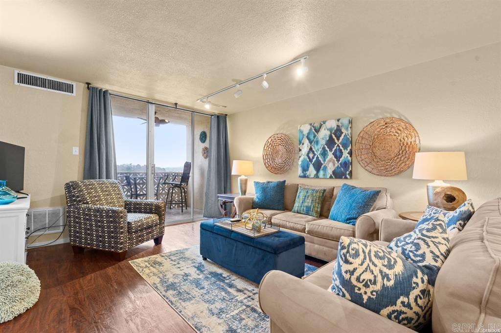 740  Weston  Hot Springs, AR