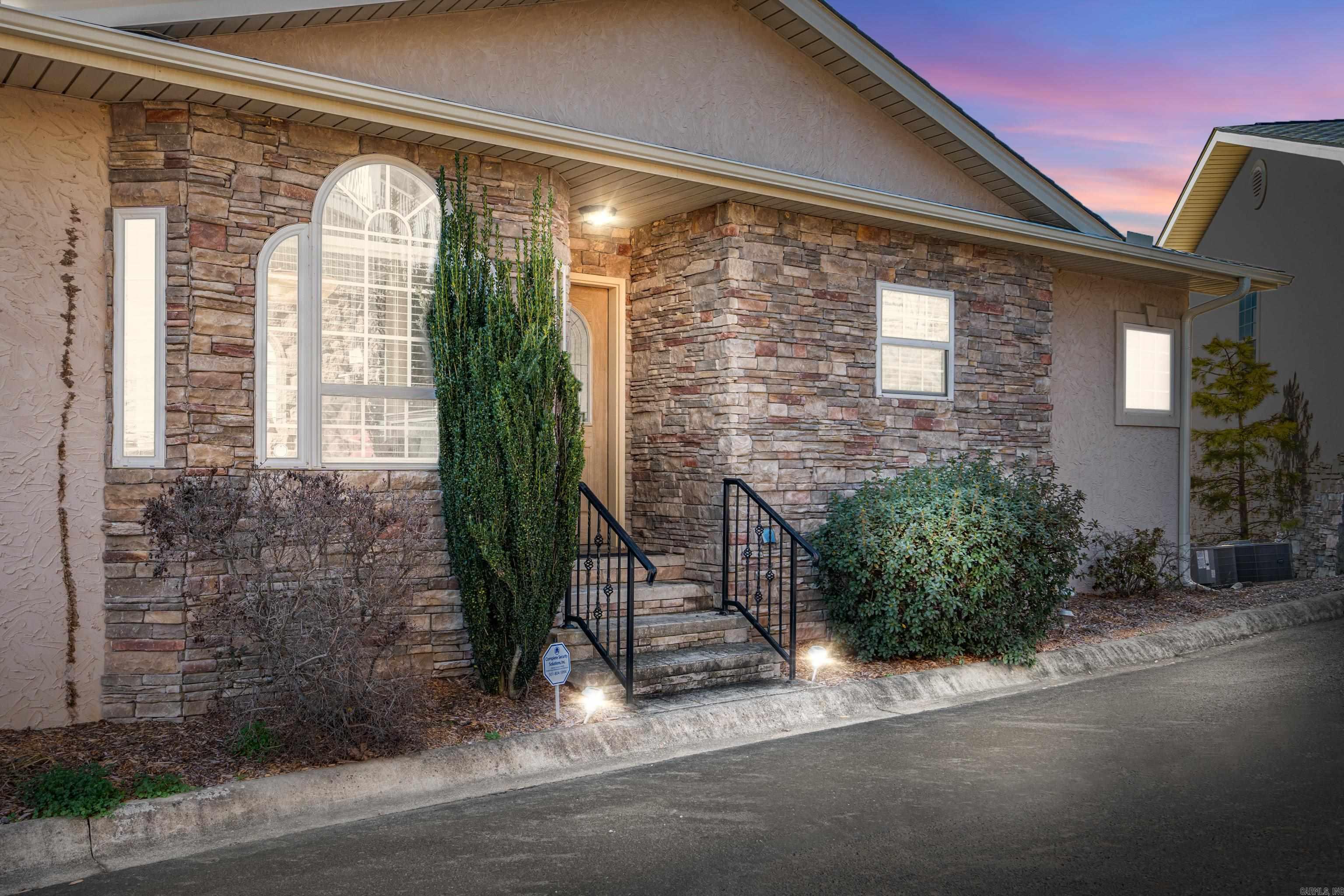 620  Grand Point  Hot Springs, AR
