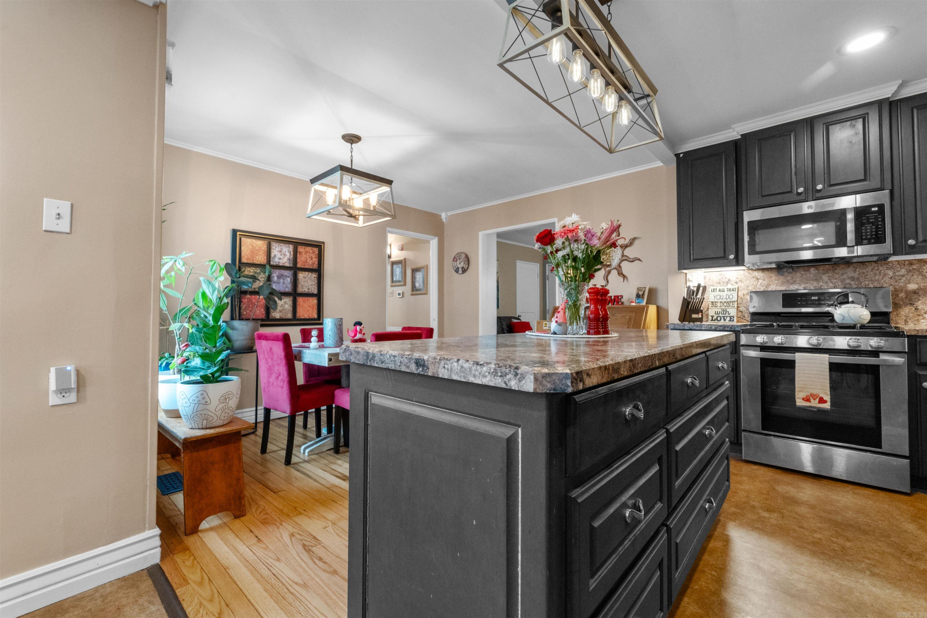 108  Belmont  North Little Rock, AR