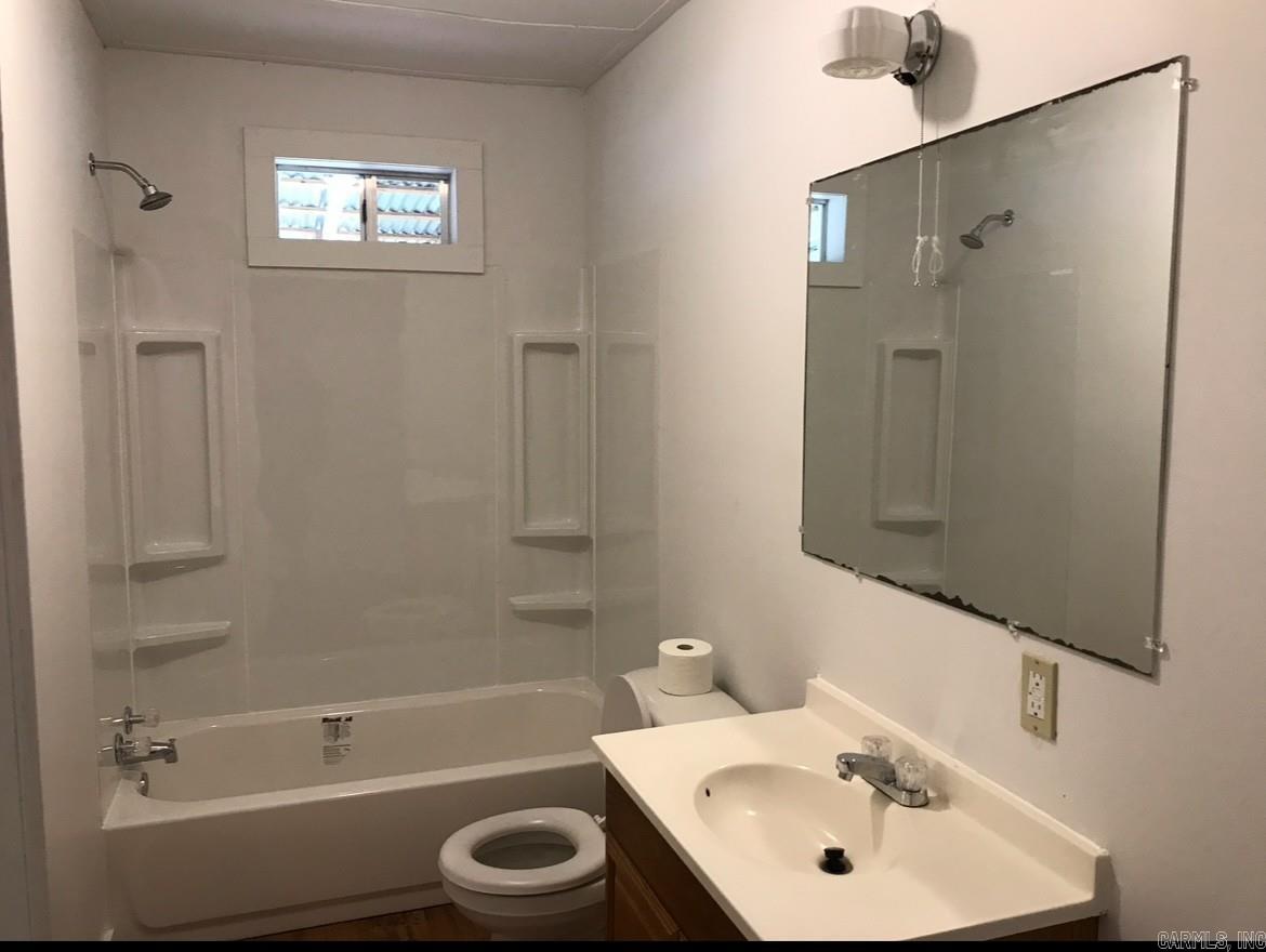 511 N Hickory  Searcy, AR
