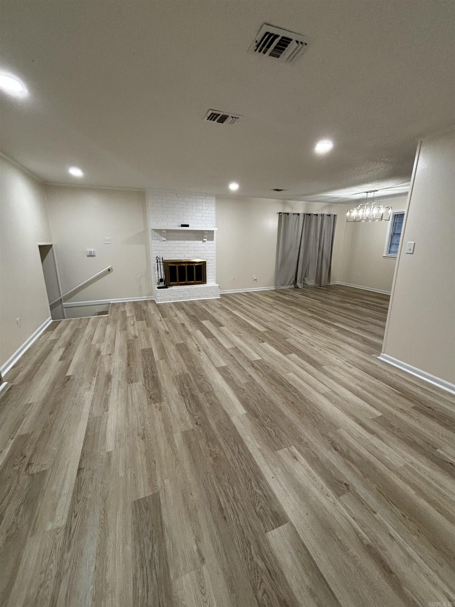 11004  King Arthurs  Little Rock, AR