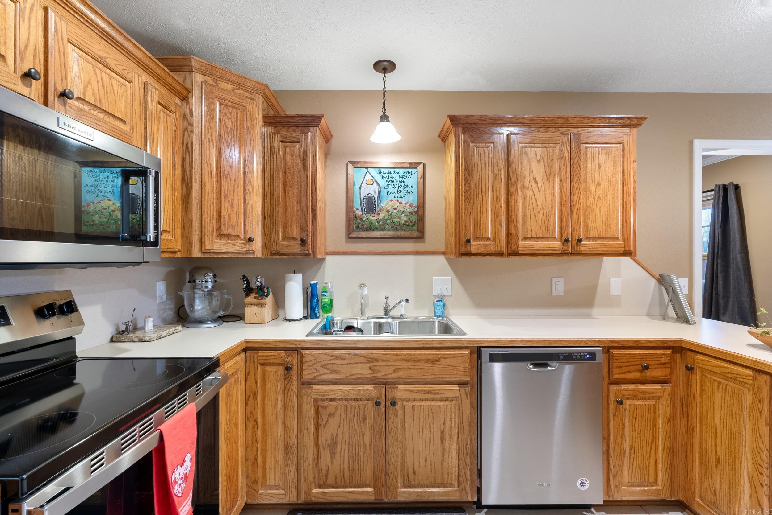 12  Whispering Wind  Vilonia, AR