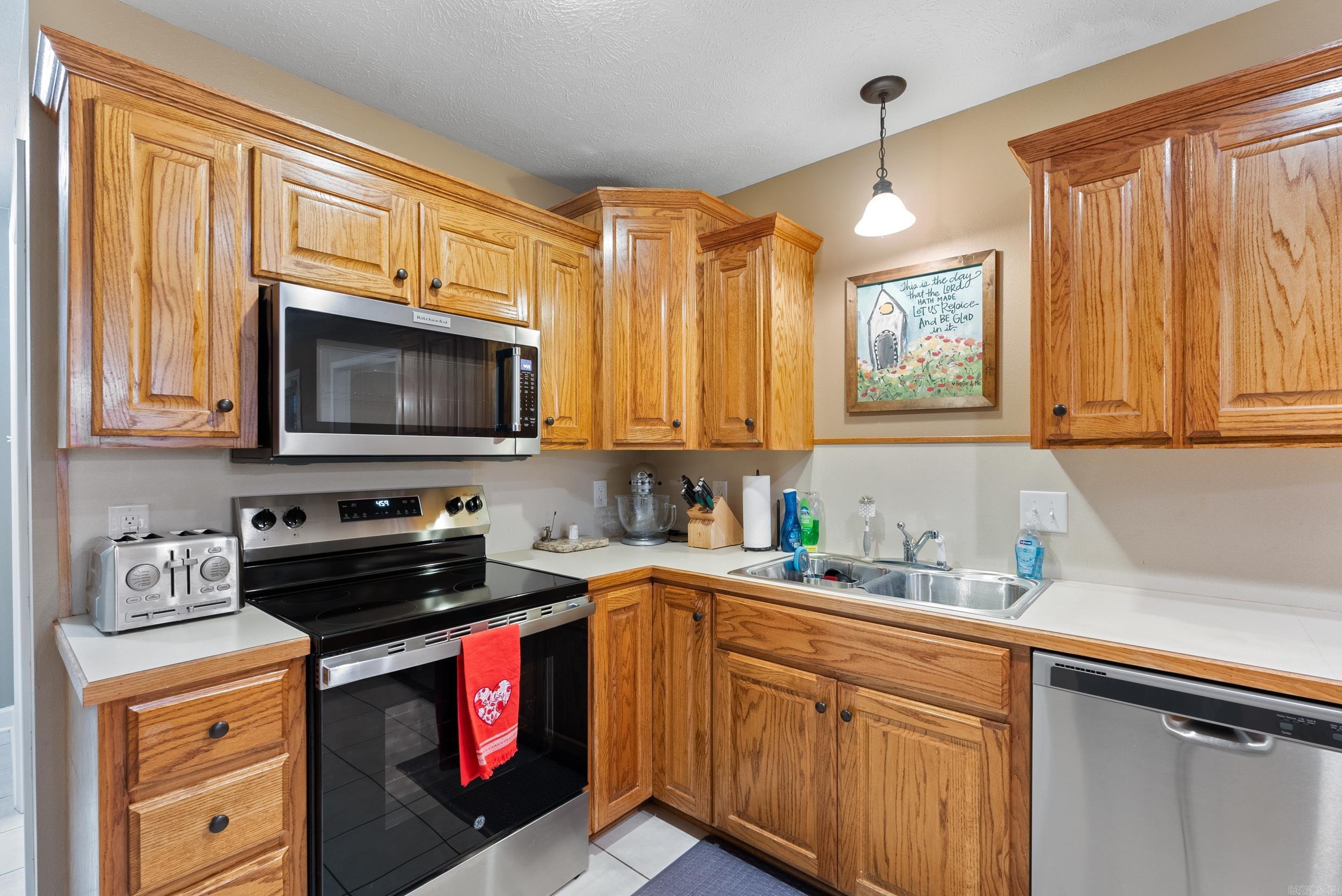 12  Whispering Wind  Vilonia, AR