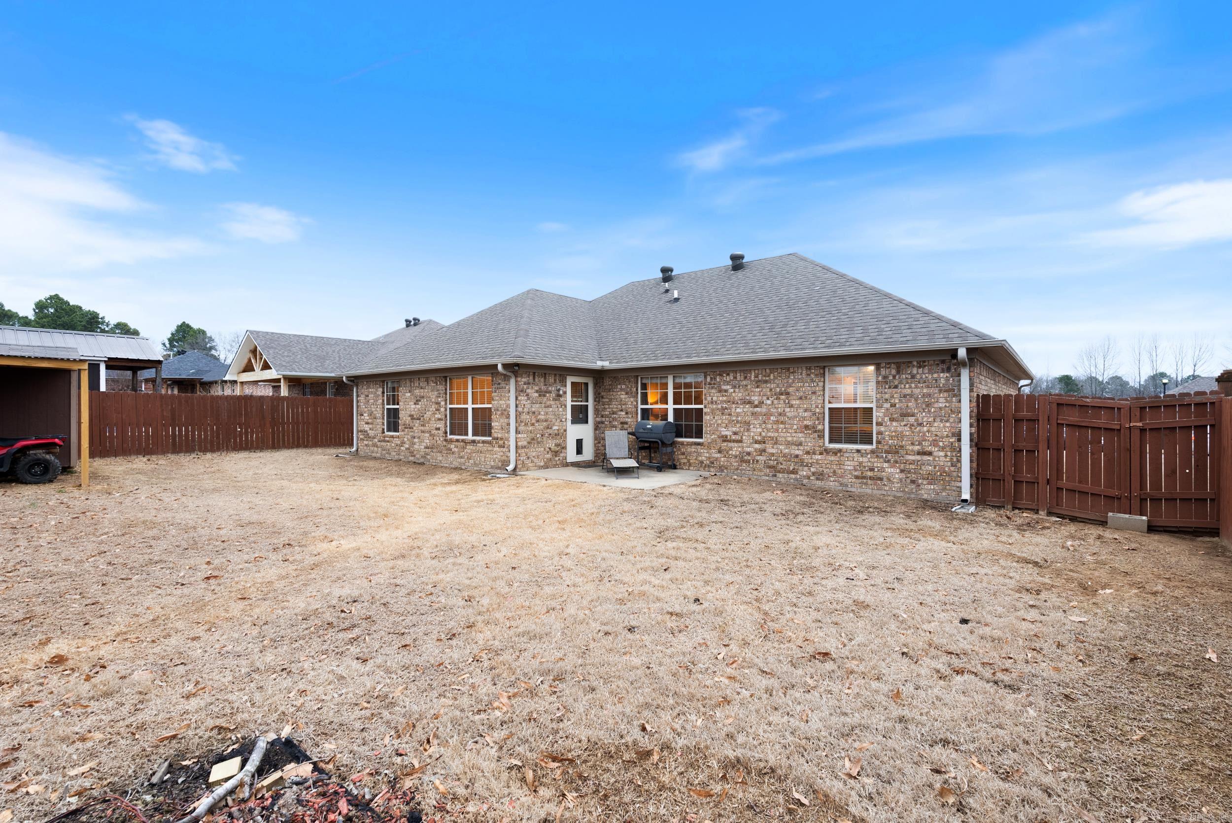 12  Whispering Wind  Vilonia, AR