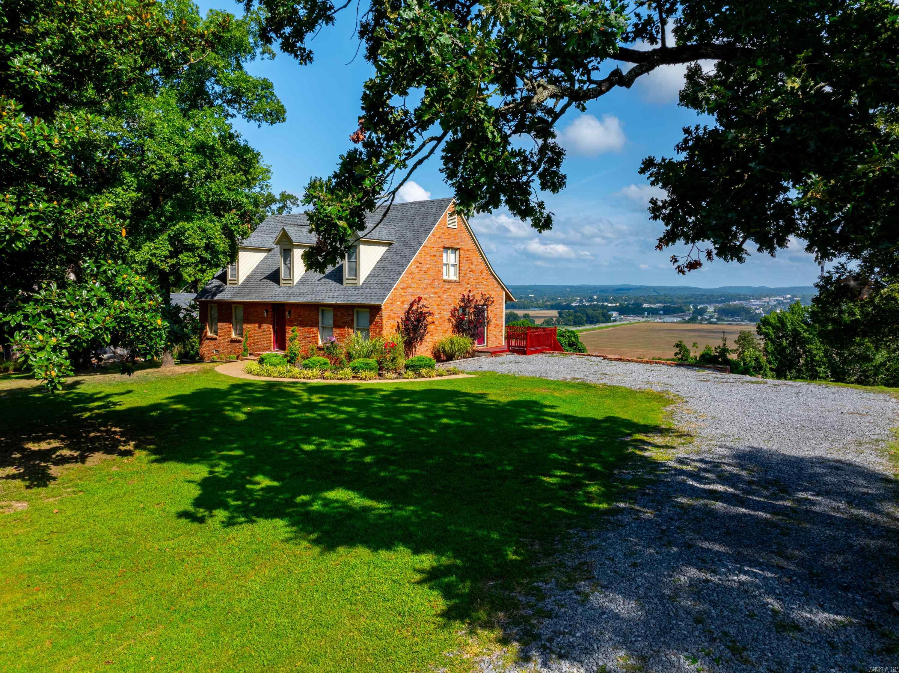 125  Dennison  Batesville, AR