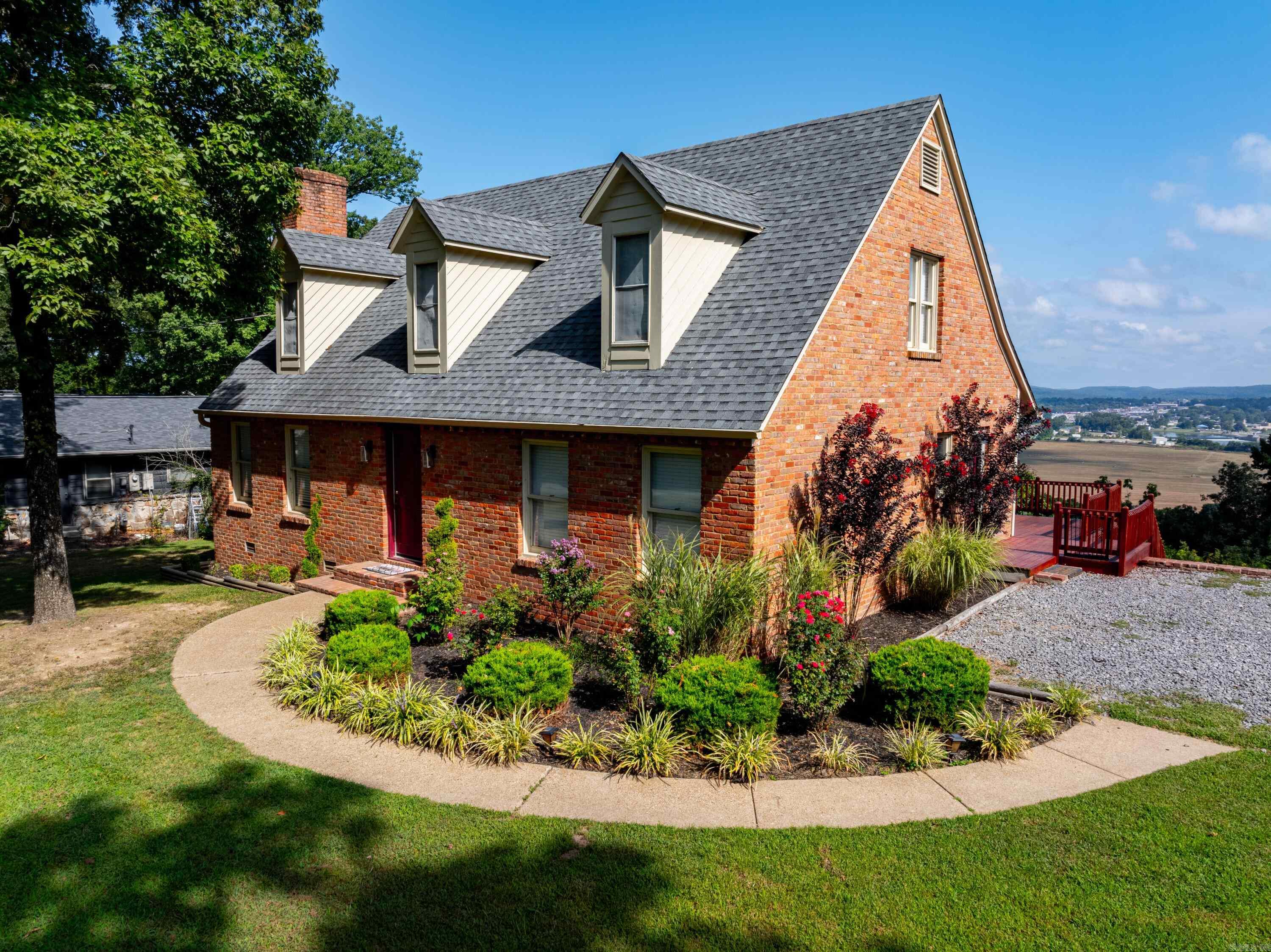125  Dennison  Batesville, AR