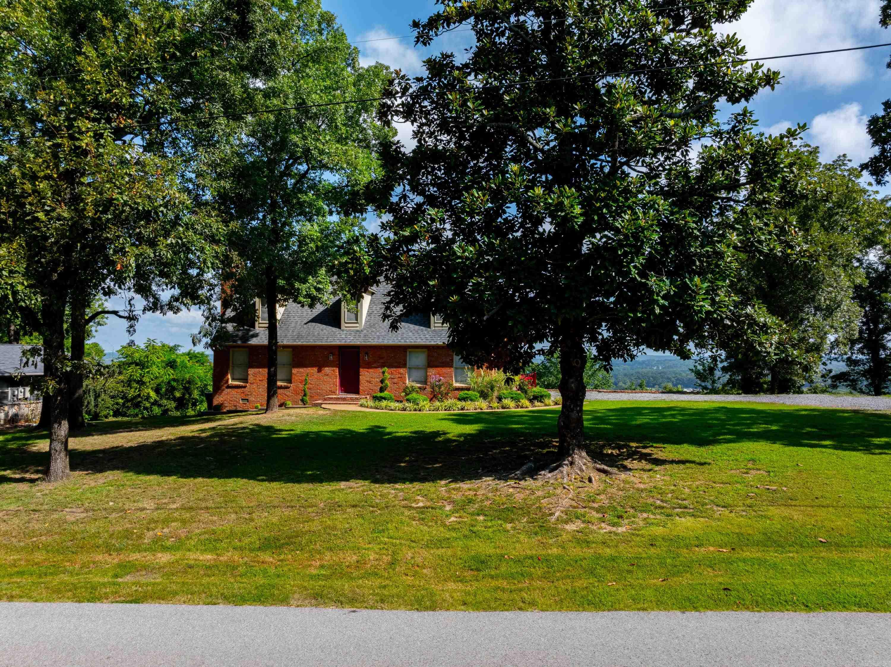 125  Dennison  Batesville, AR