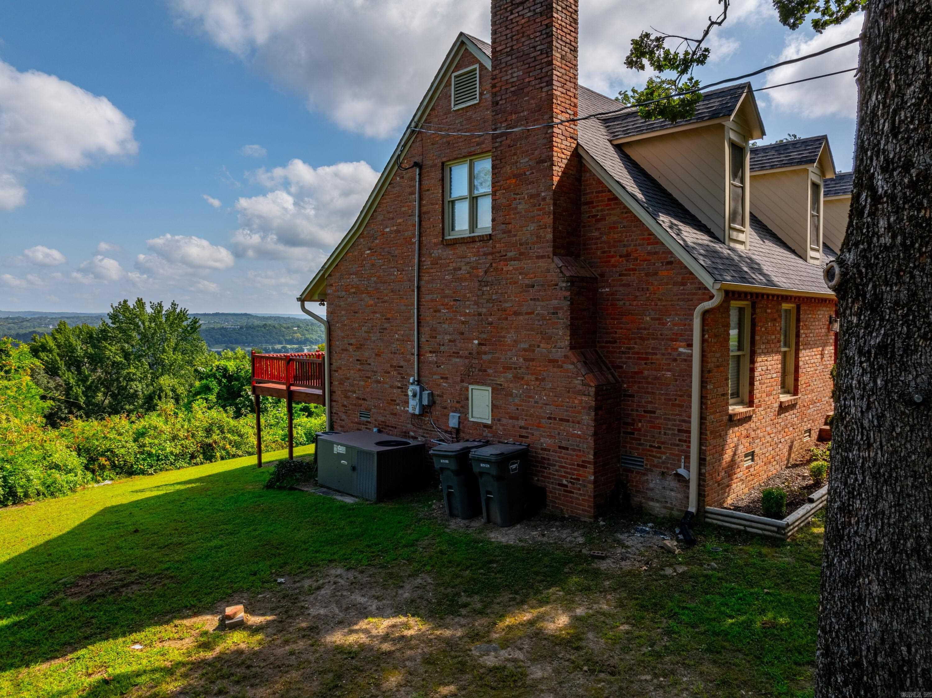 125  Dennison  Batesville, AR