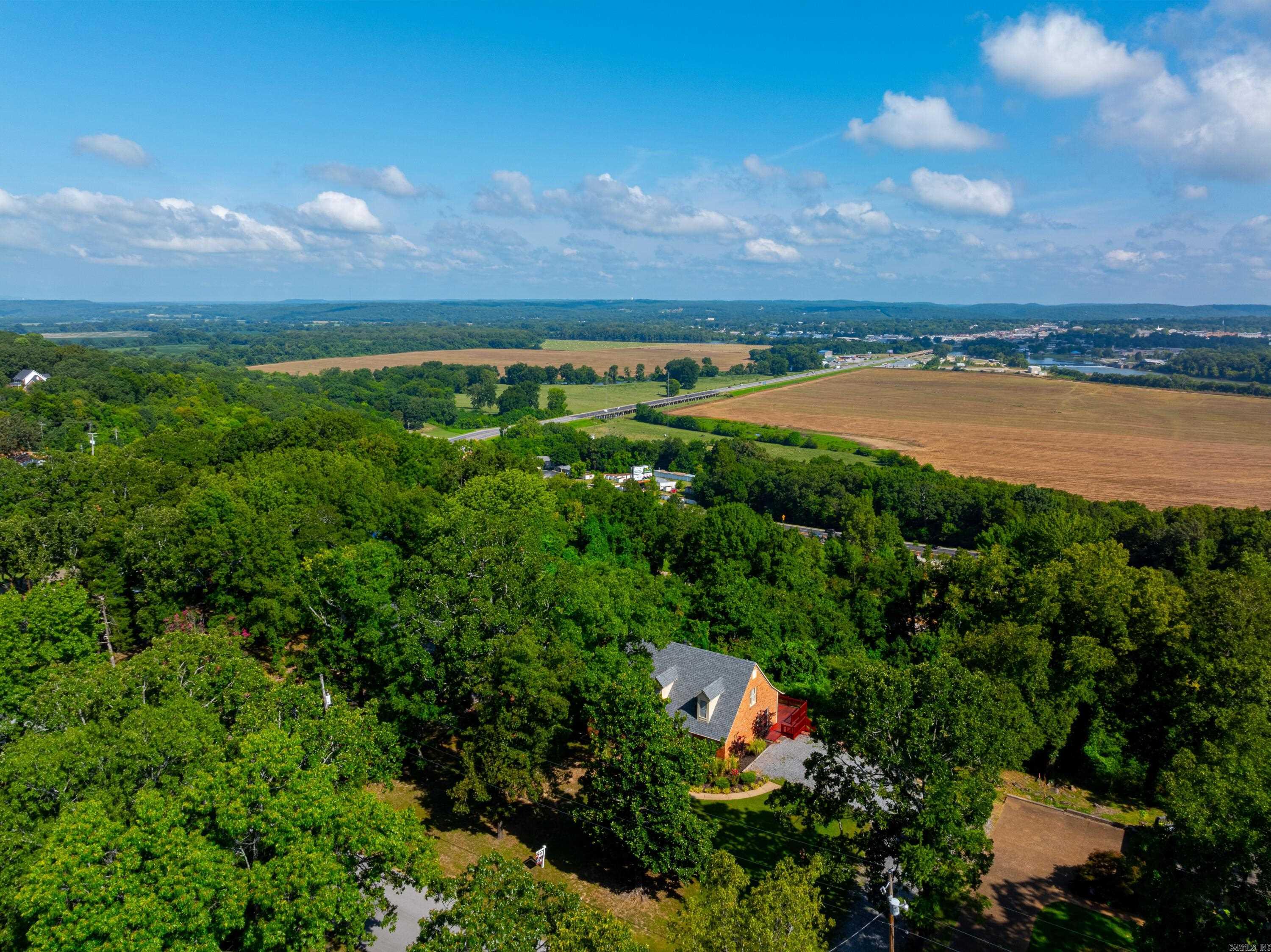 125  Dennison  Batesville, AR