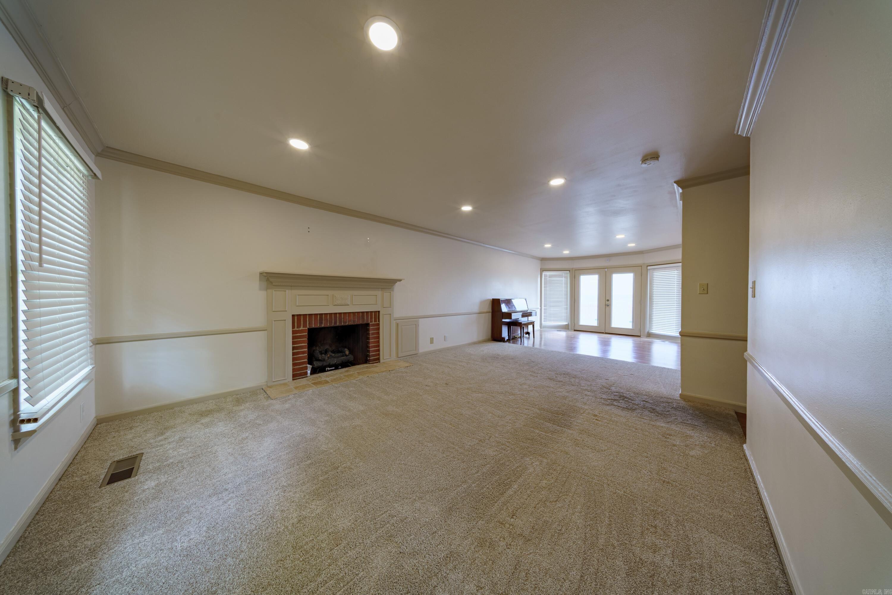 125  Dennison  Batesville, AR