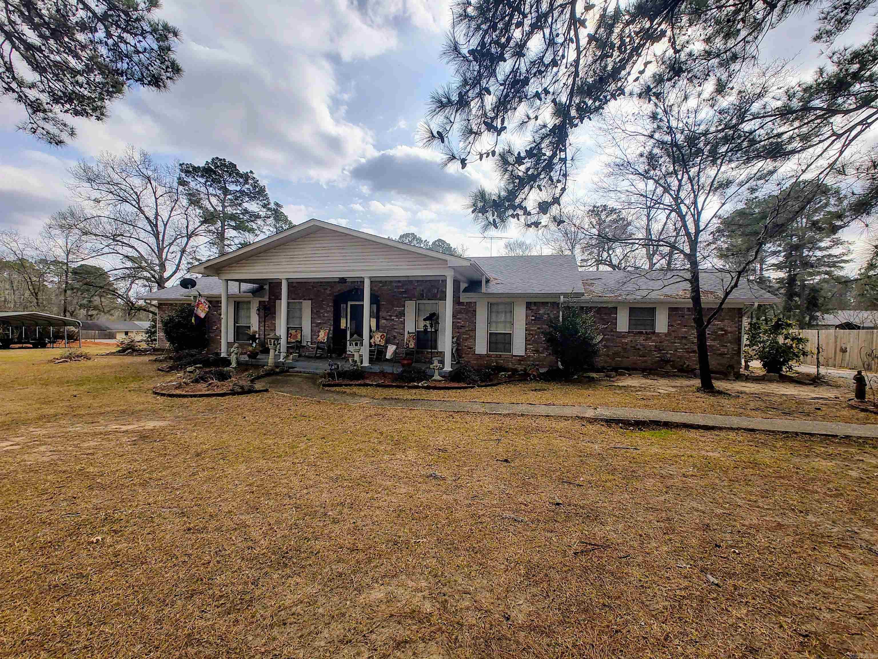 1125 S Charley's Loop  Camden, AR