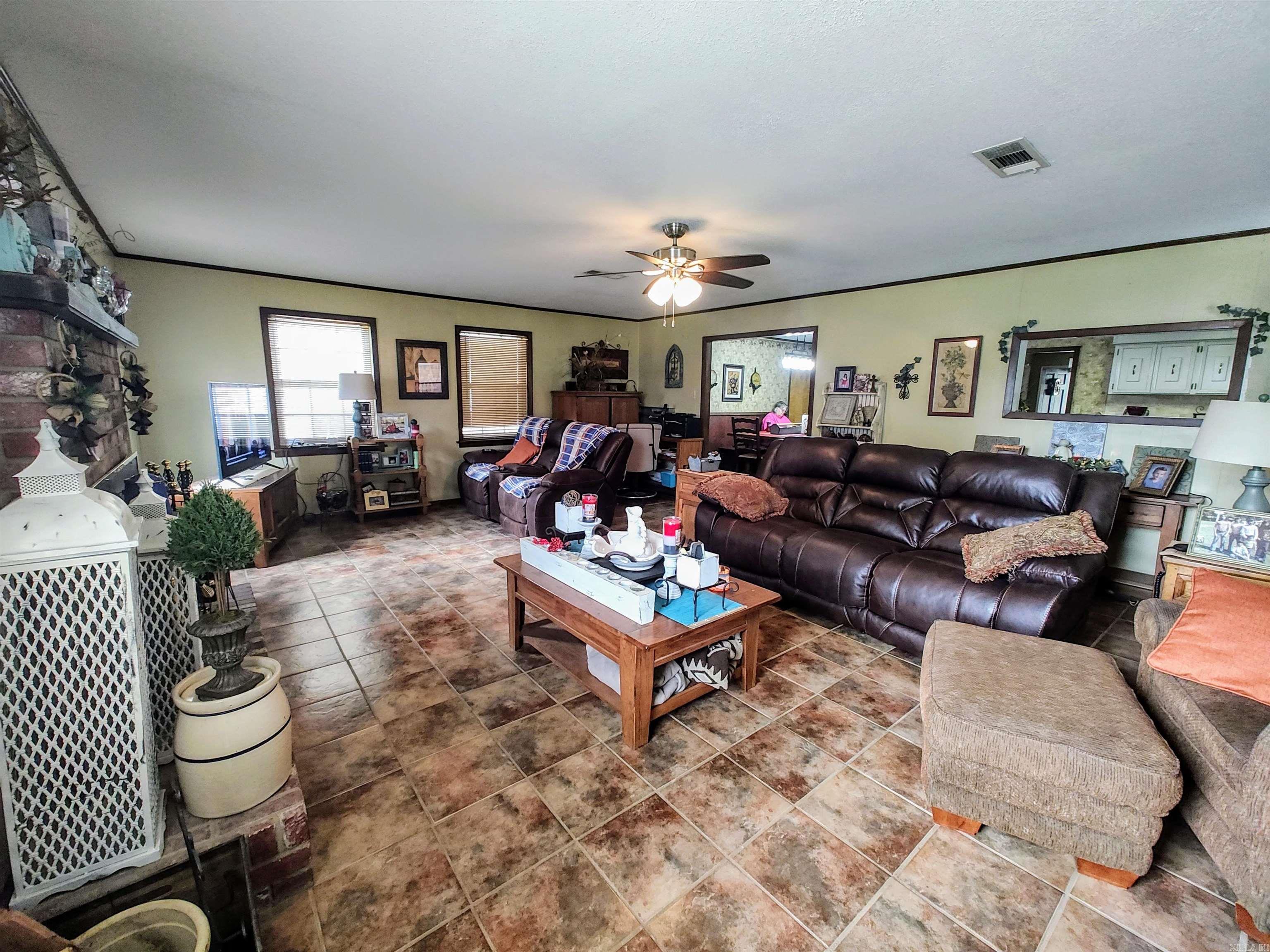 1125 S Charley's Loop  Camden, AR