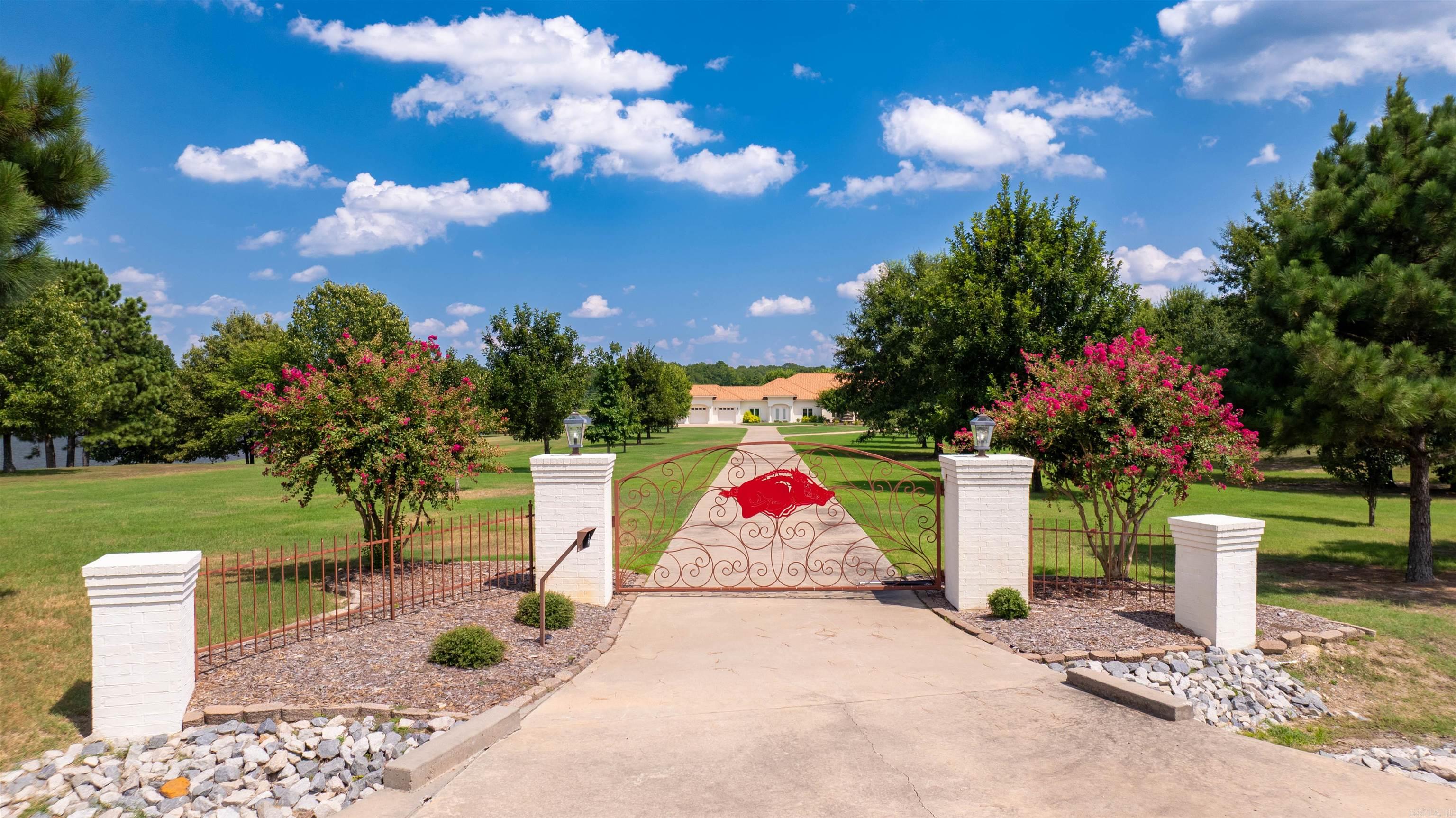 5300 Pleasant Lake Drive Hensley, AR 72065