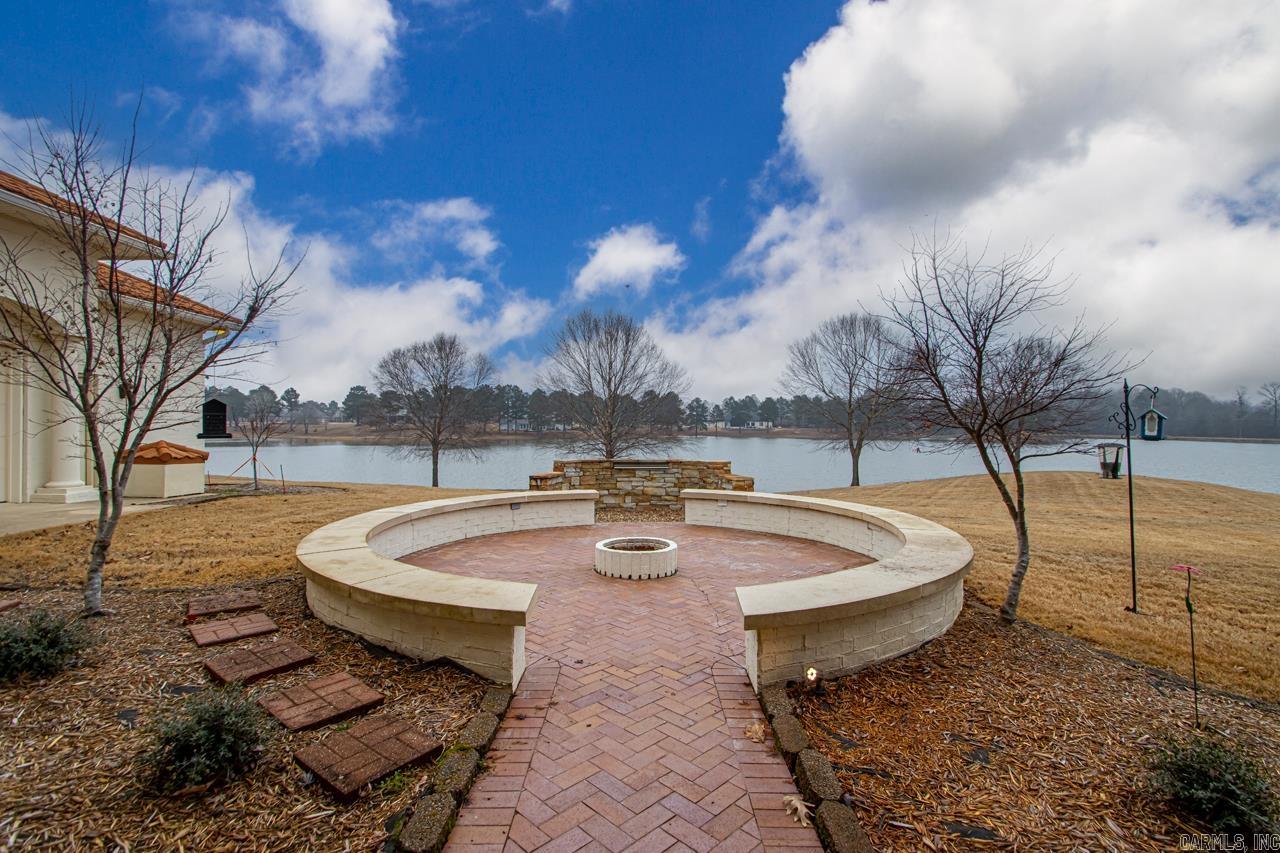 5300  Pleasant Lake  Hensley, AR
