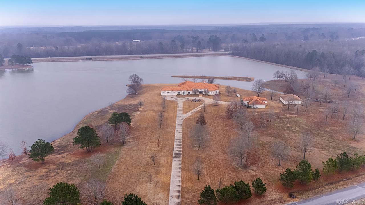 5300  Pleasant Lake  Hensley, AR