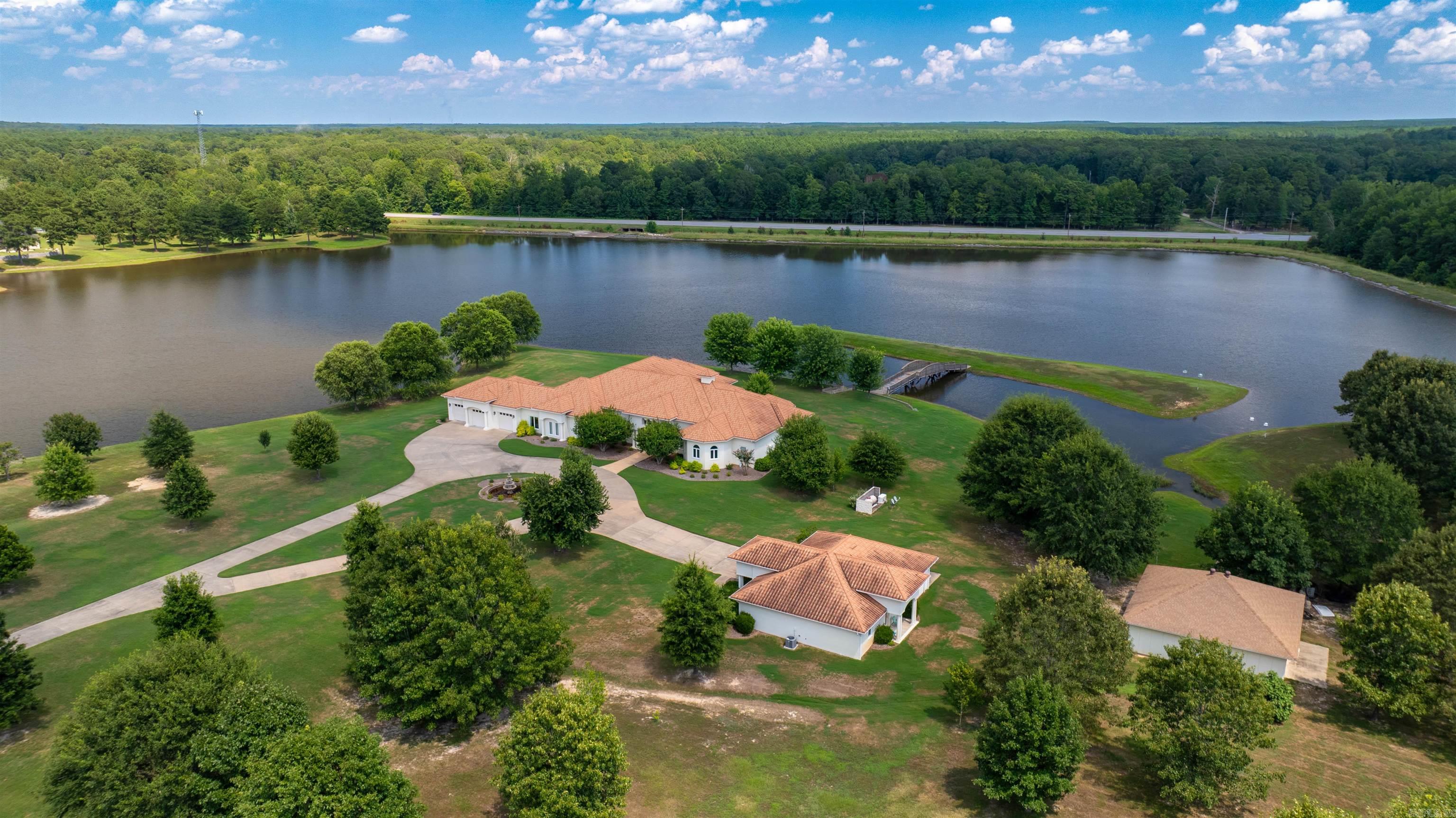 5300 Pleasant Lake Drive Hensley, AR 72065