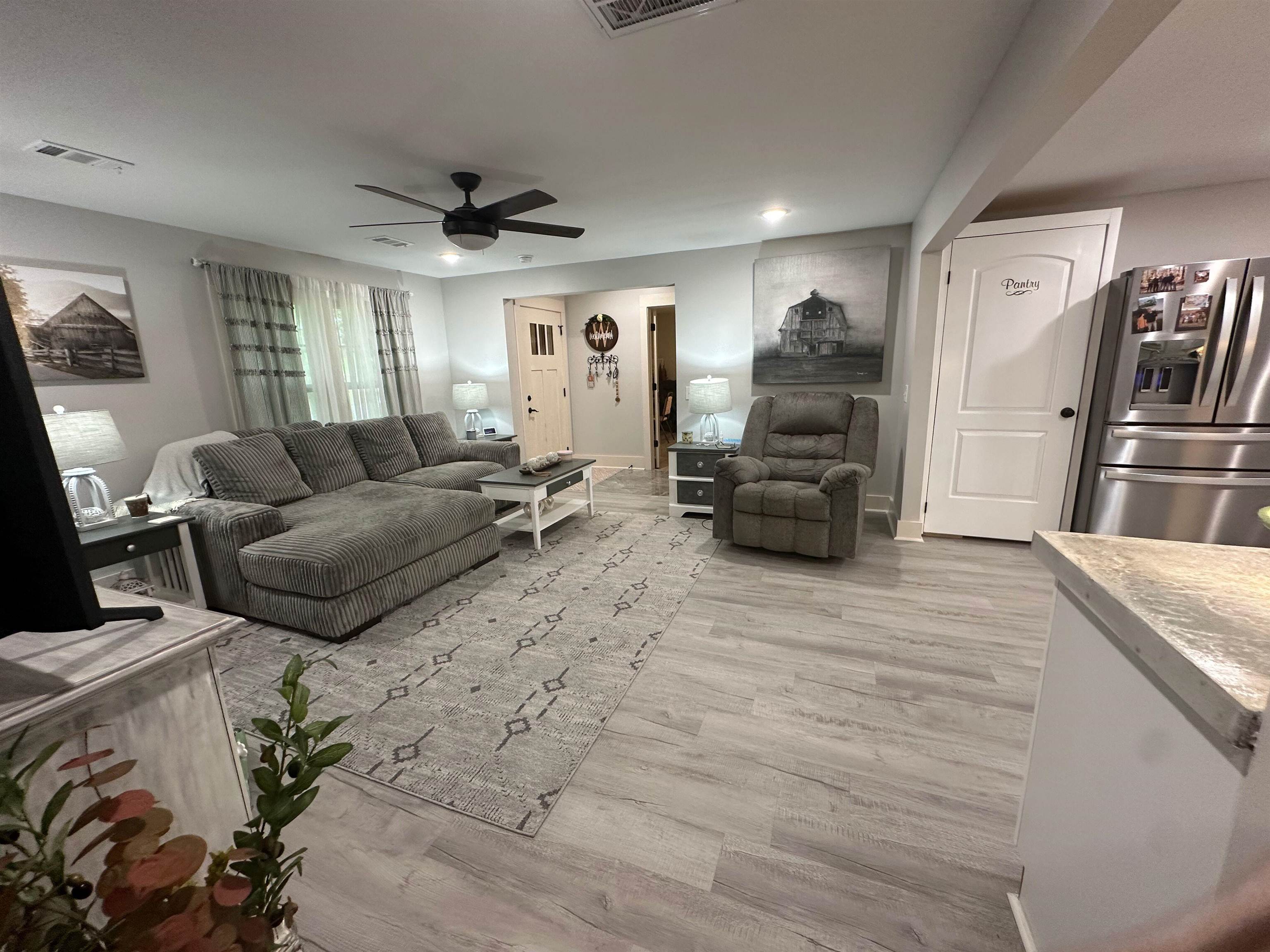 607 E Center  Harrisburg, AR