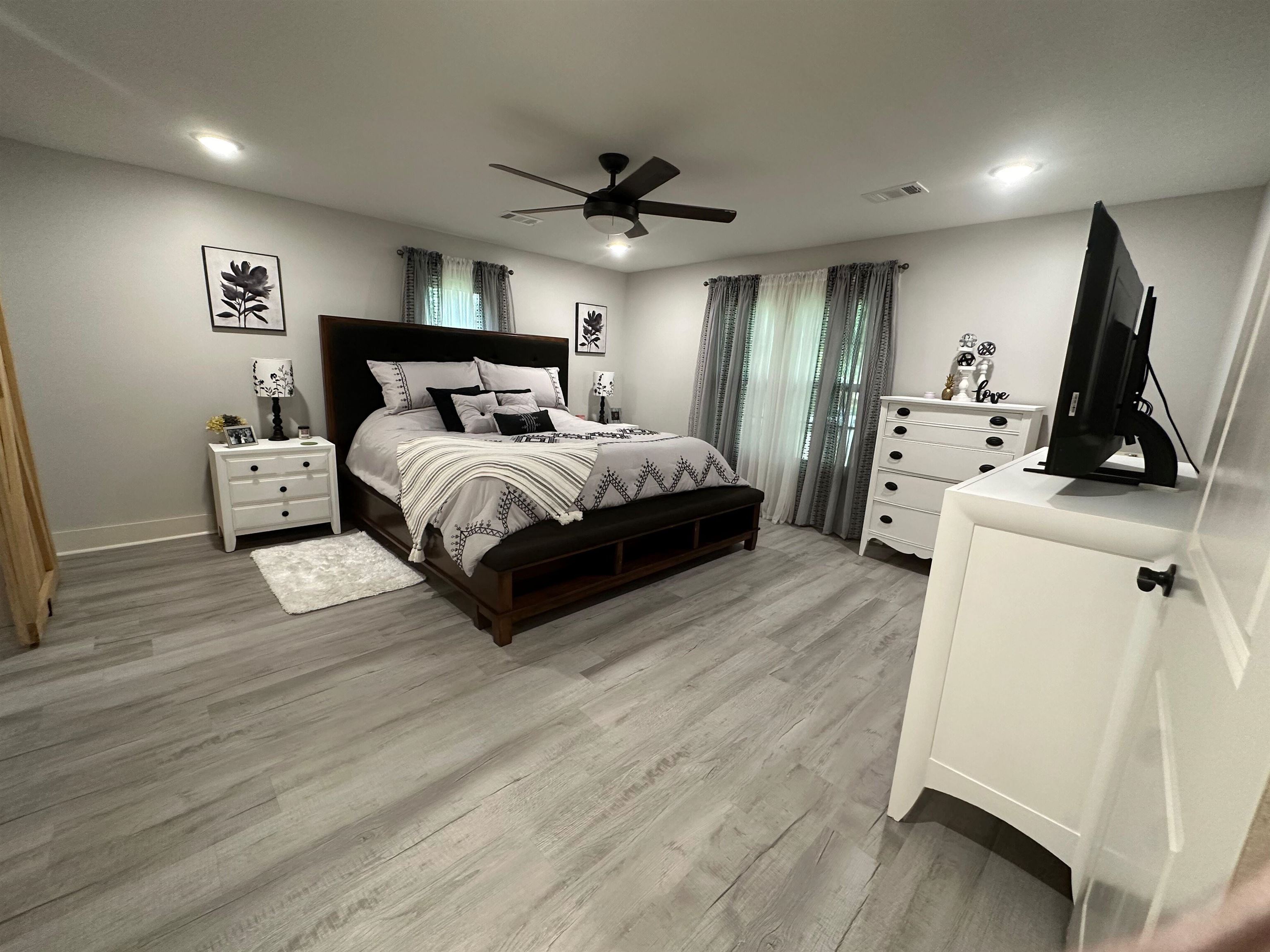 607 E Center  Harrisburg, AR
