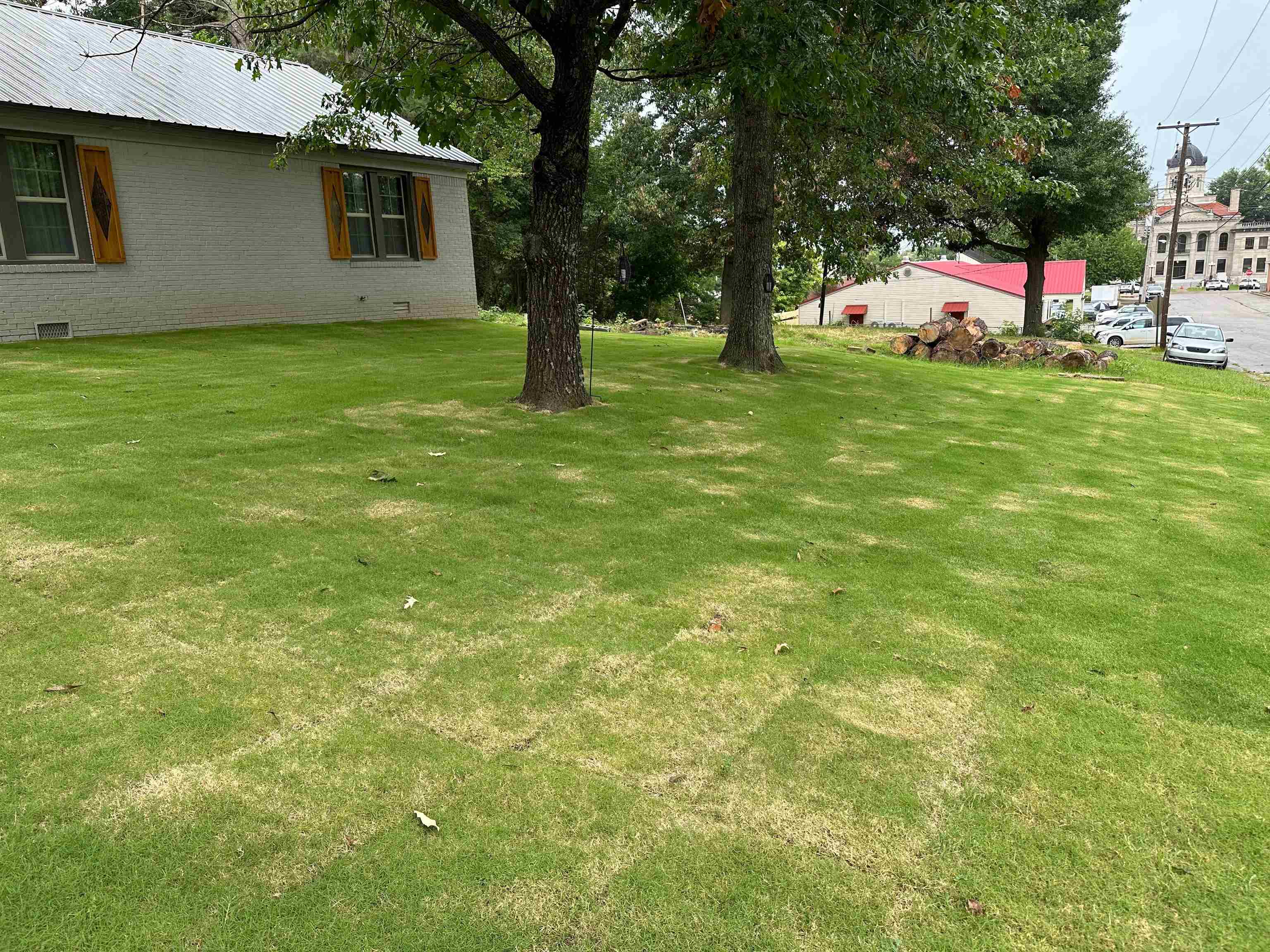 607 E Center  Harrisburg, AR