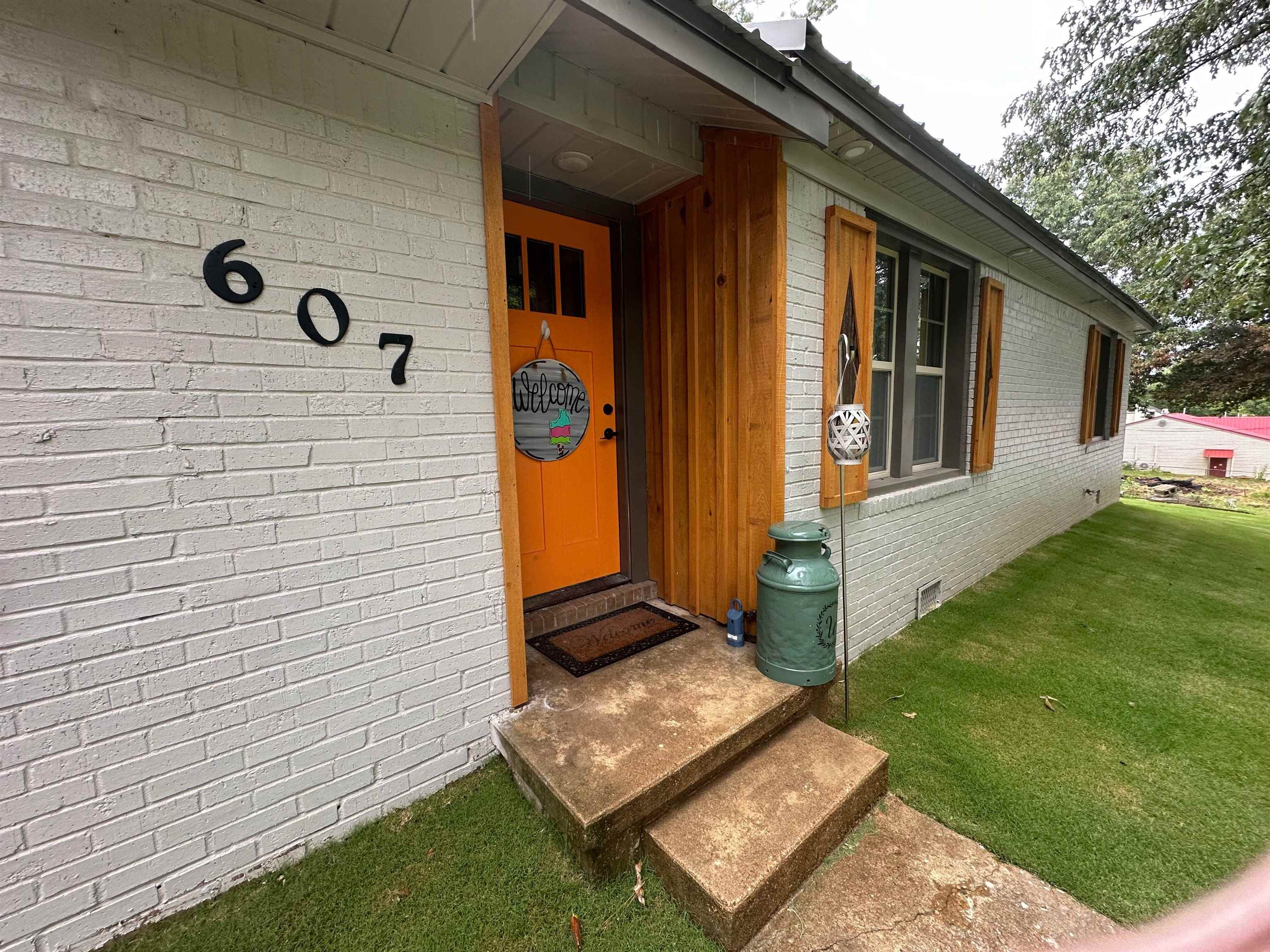 607 E Center  Harrisburg, AR
