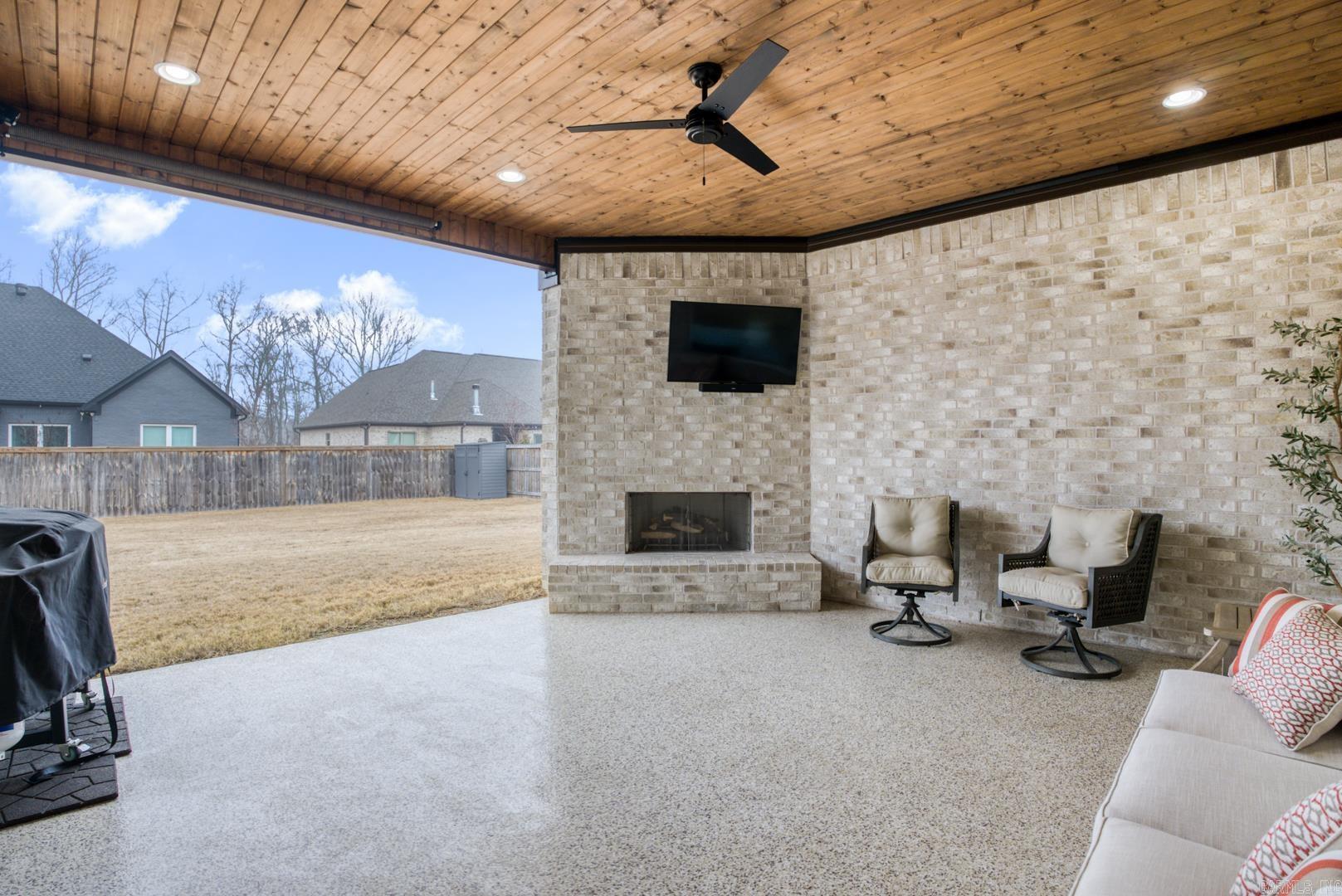 4924  Lake Vista  Benton, AR