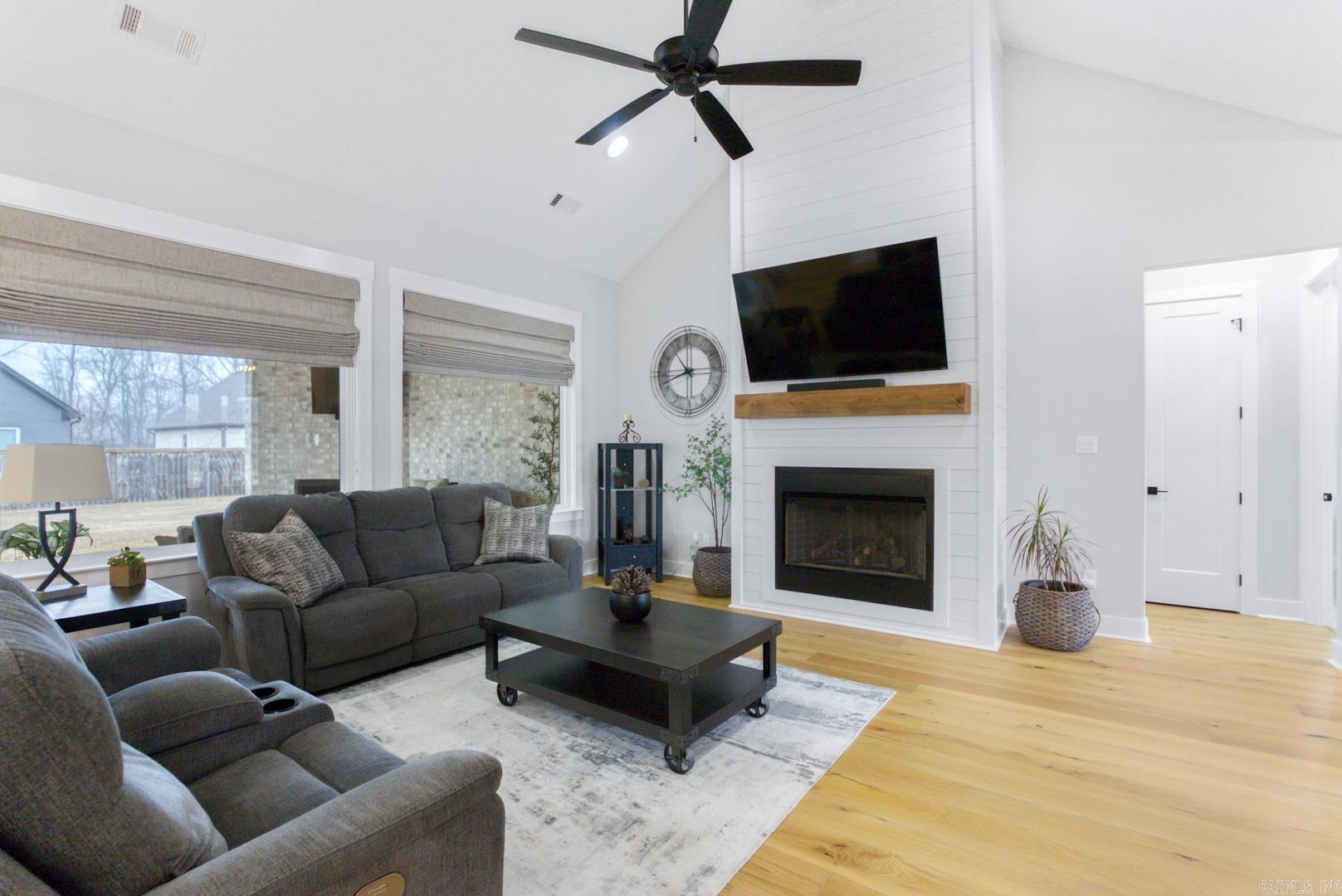 4924  Lake Vista  Benton, AR