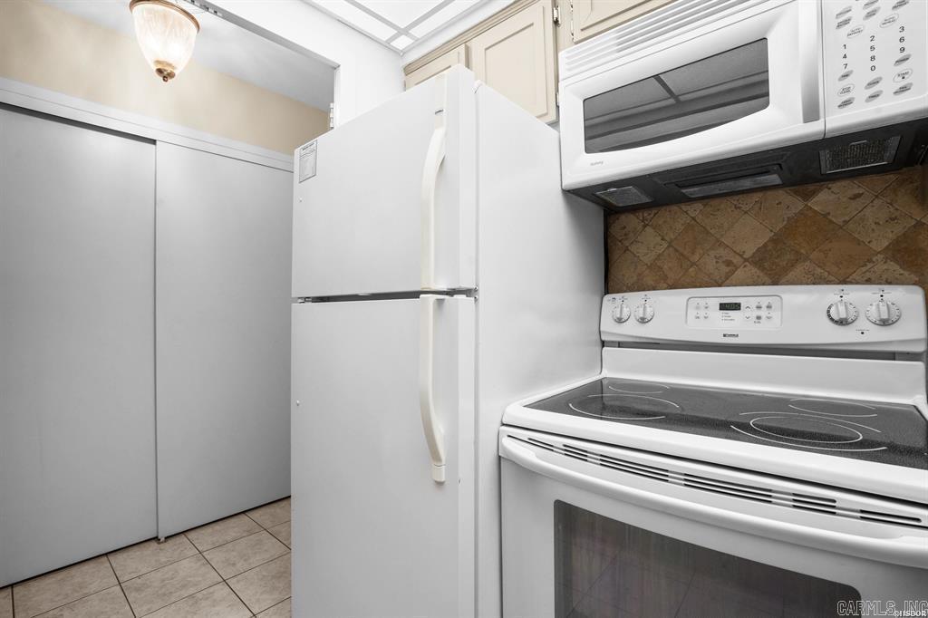 740  Weston  Hot Springs, AR