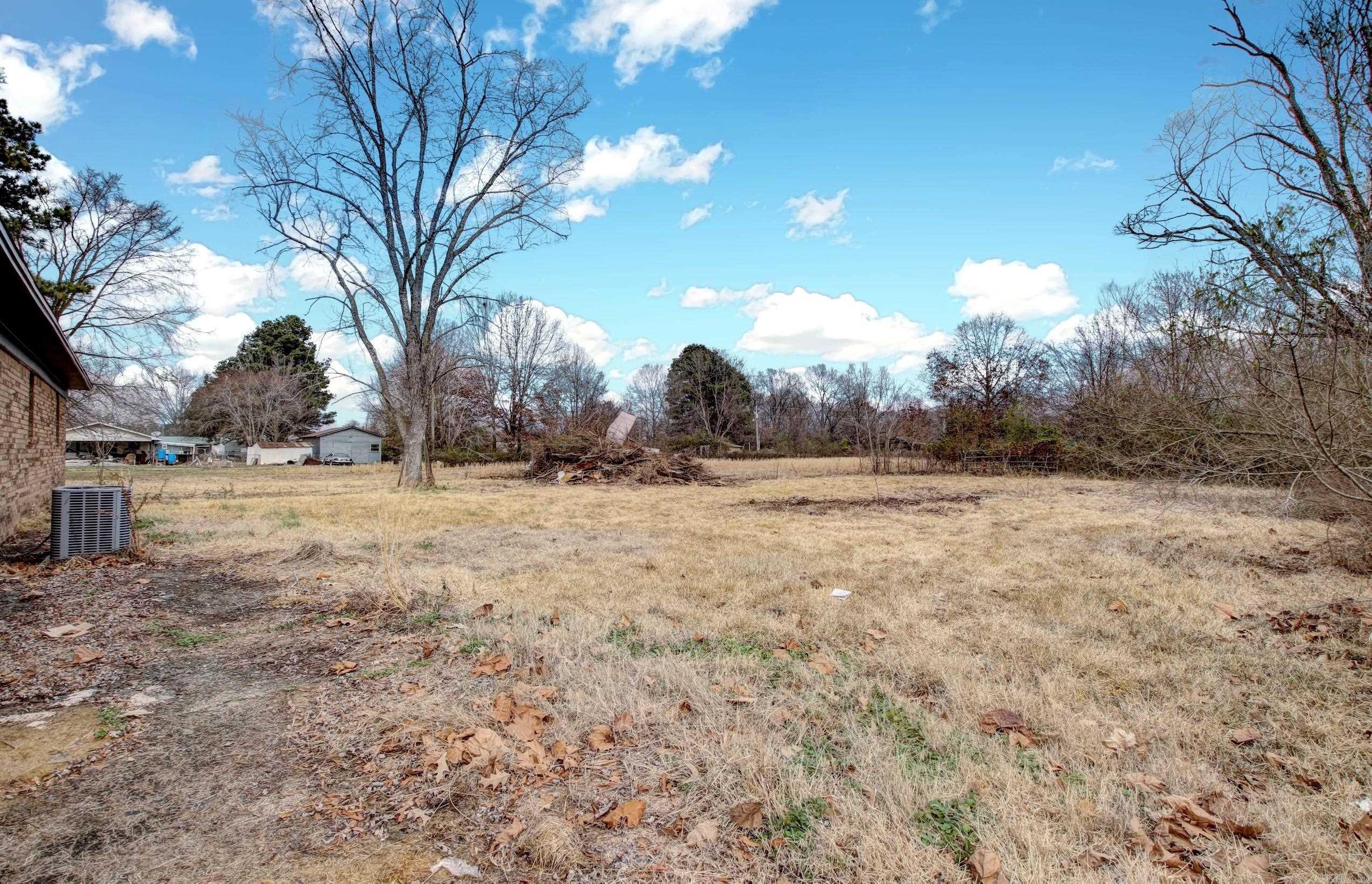 204 N Apple  Beebe, AR