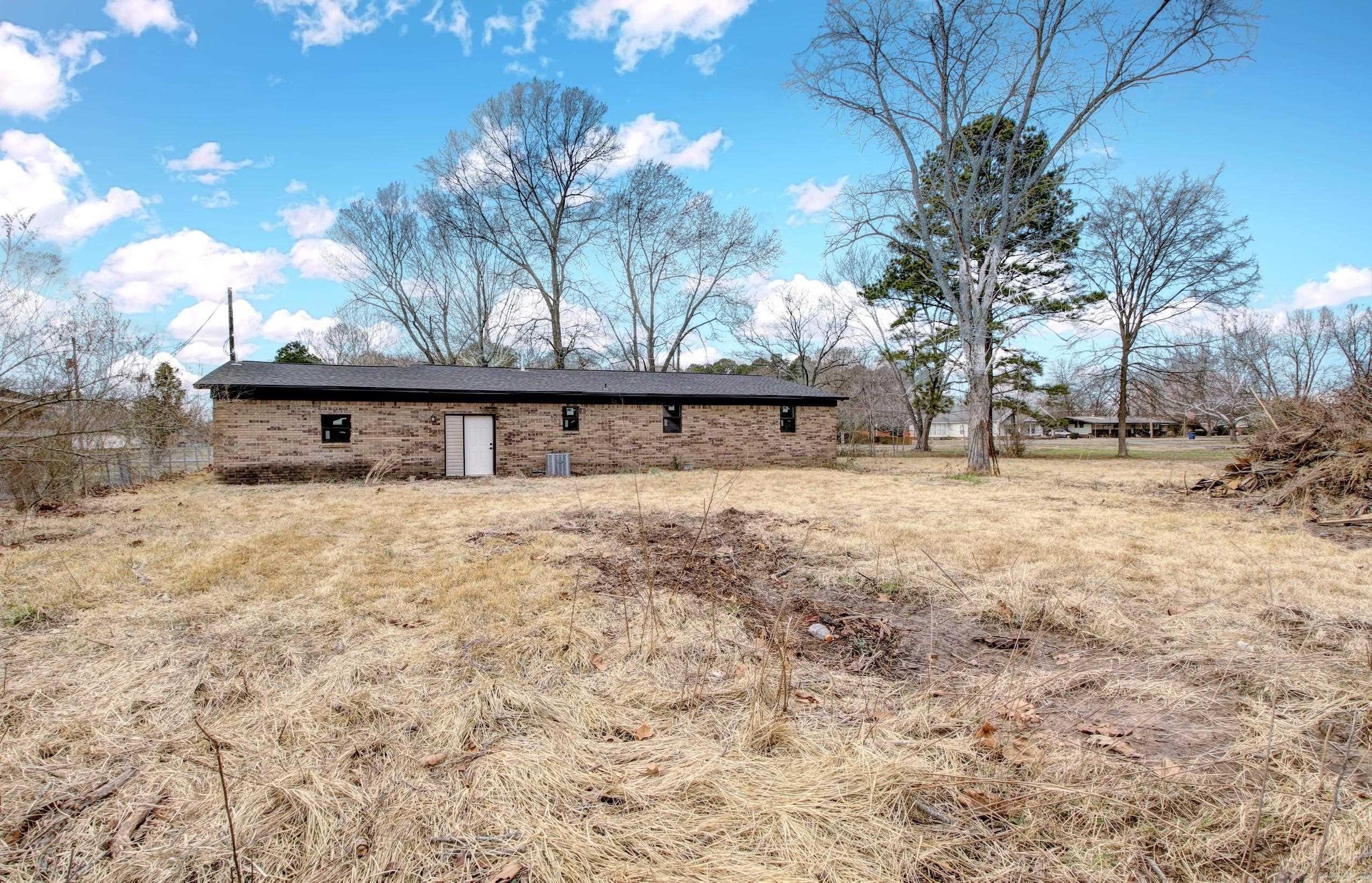 204 N Apple  Beebe, AR