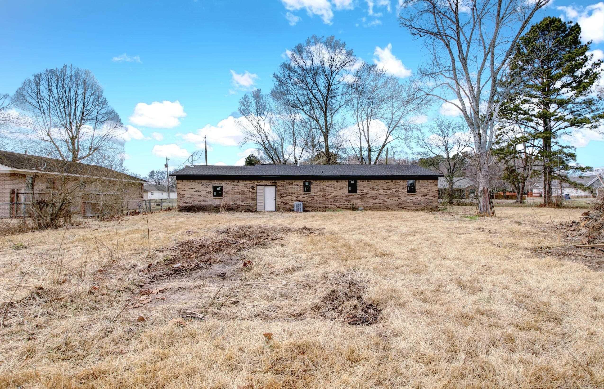 204 N Apple  Beebe, AR