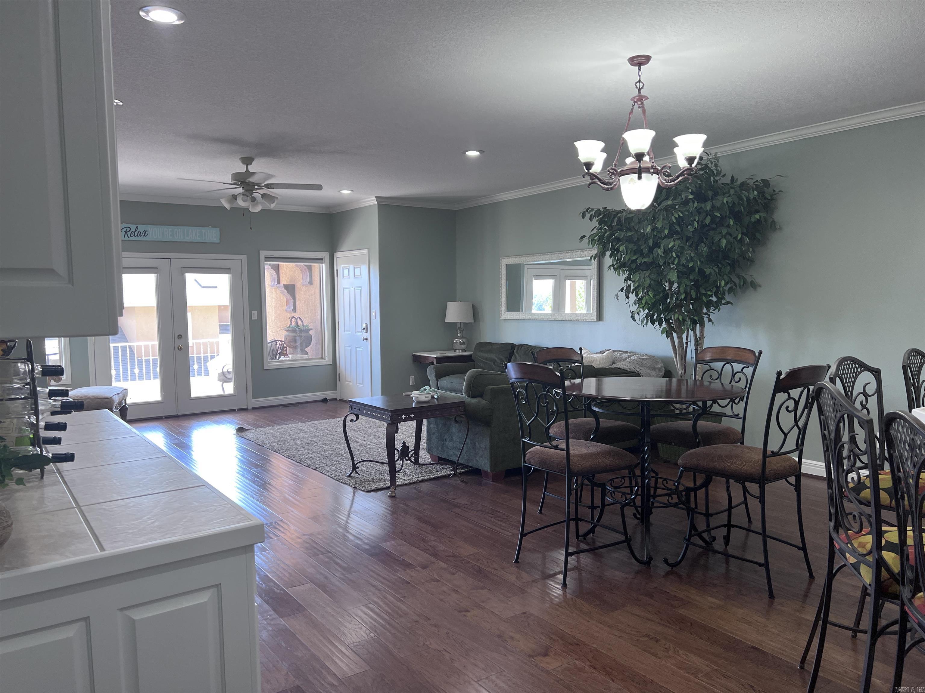 137  Central Terrace  Hot Springs, AR