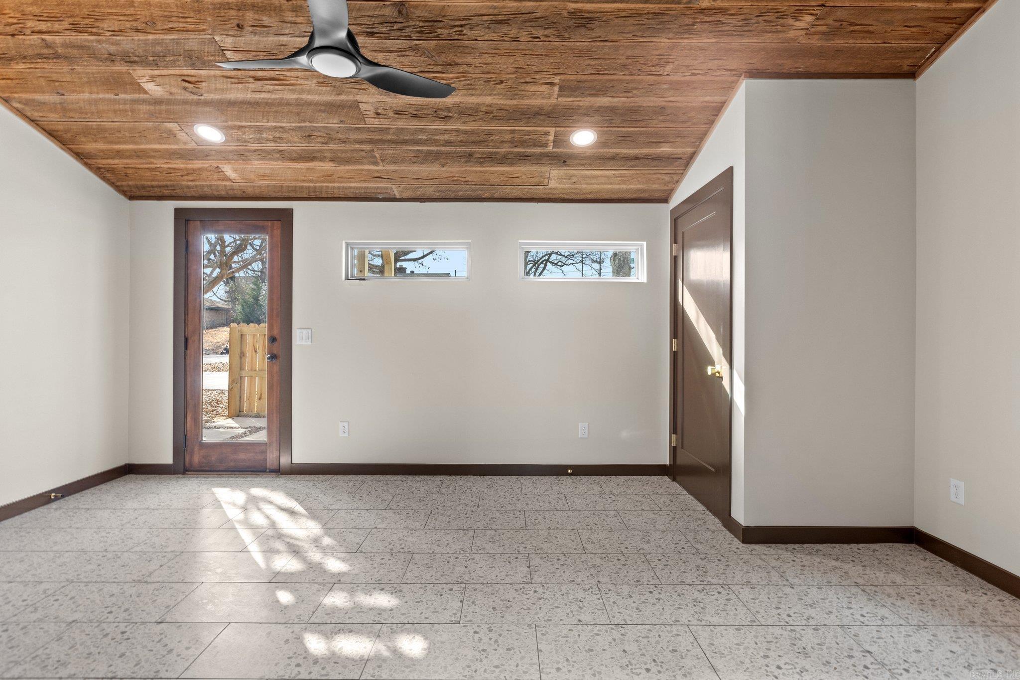 128  Dickson  Little Rock, AR
