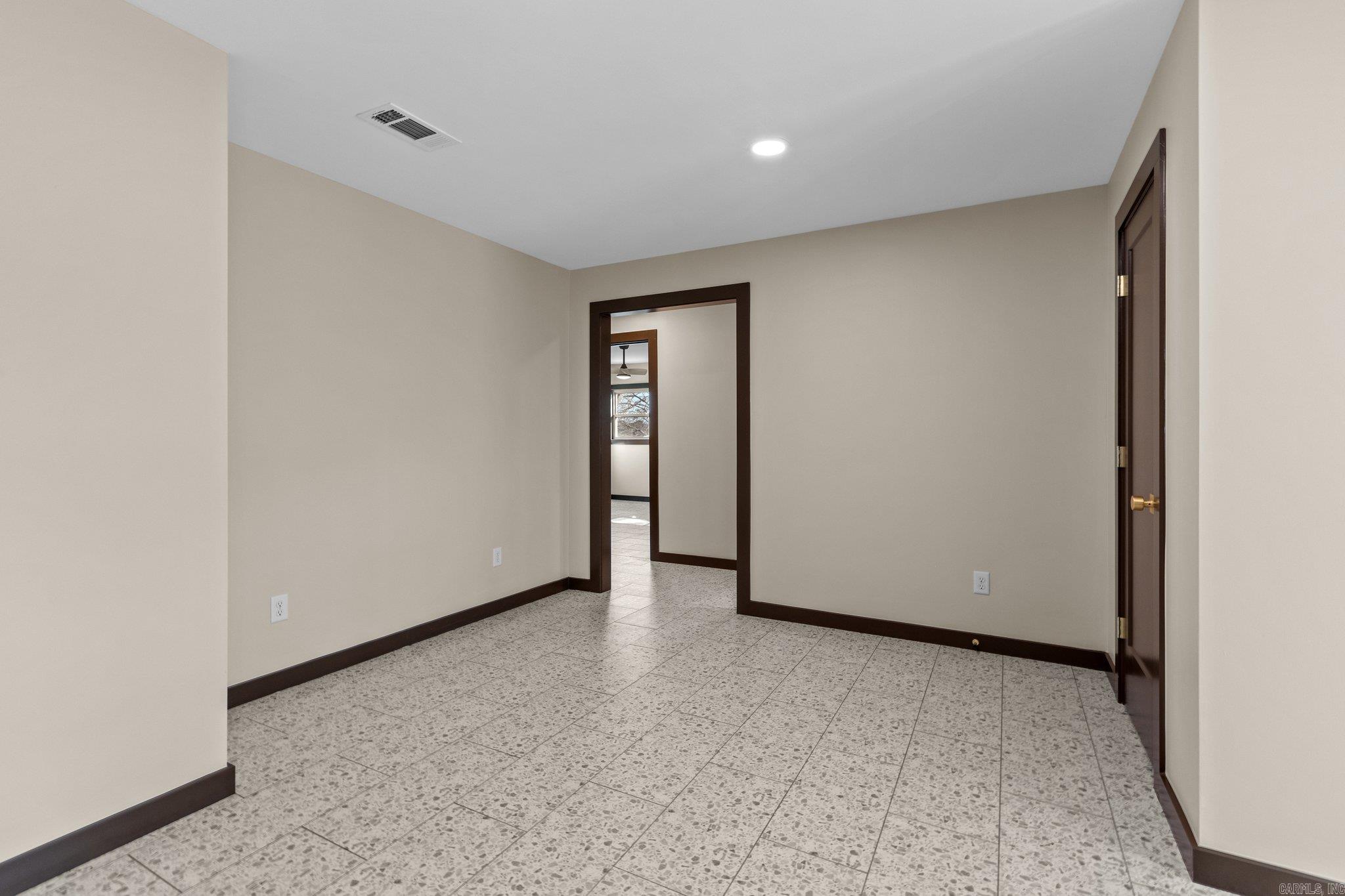 128  Dickson  Little Rock, AR