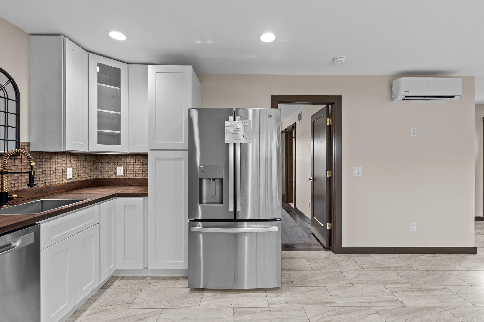 128  Dickson  Little Rock, AR