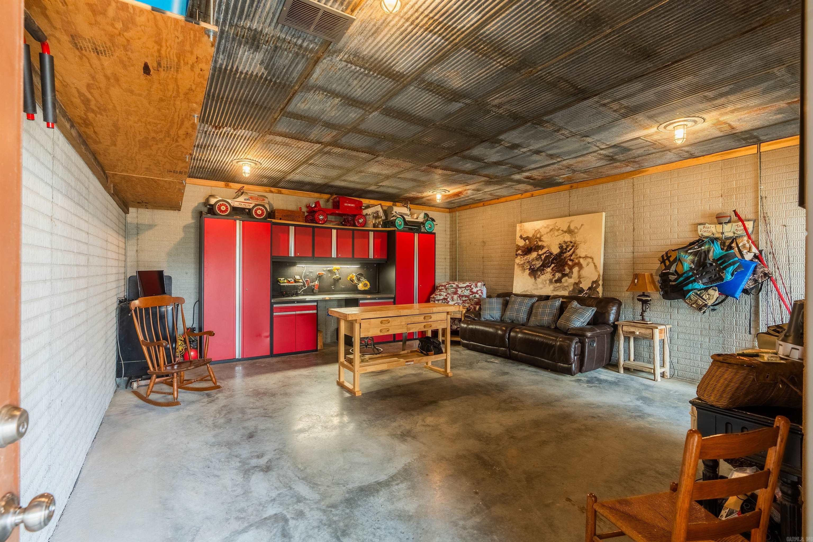 2119  Riverbend Rd.  Heber Springs, AR